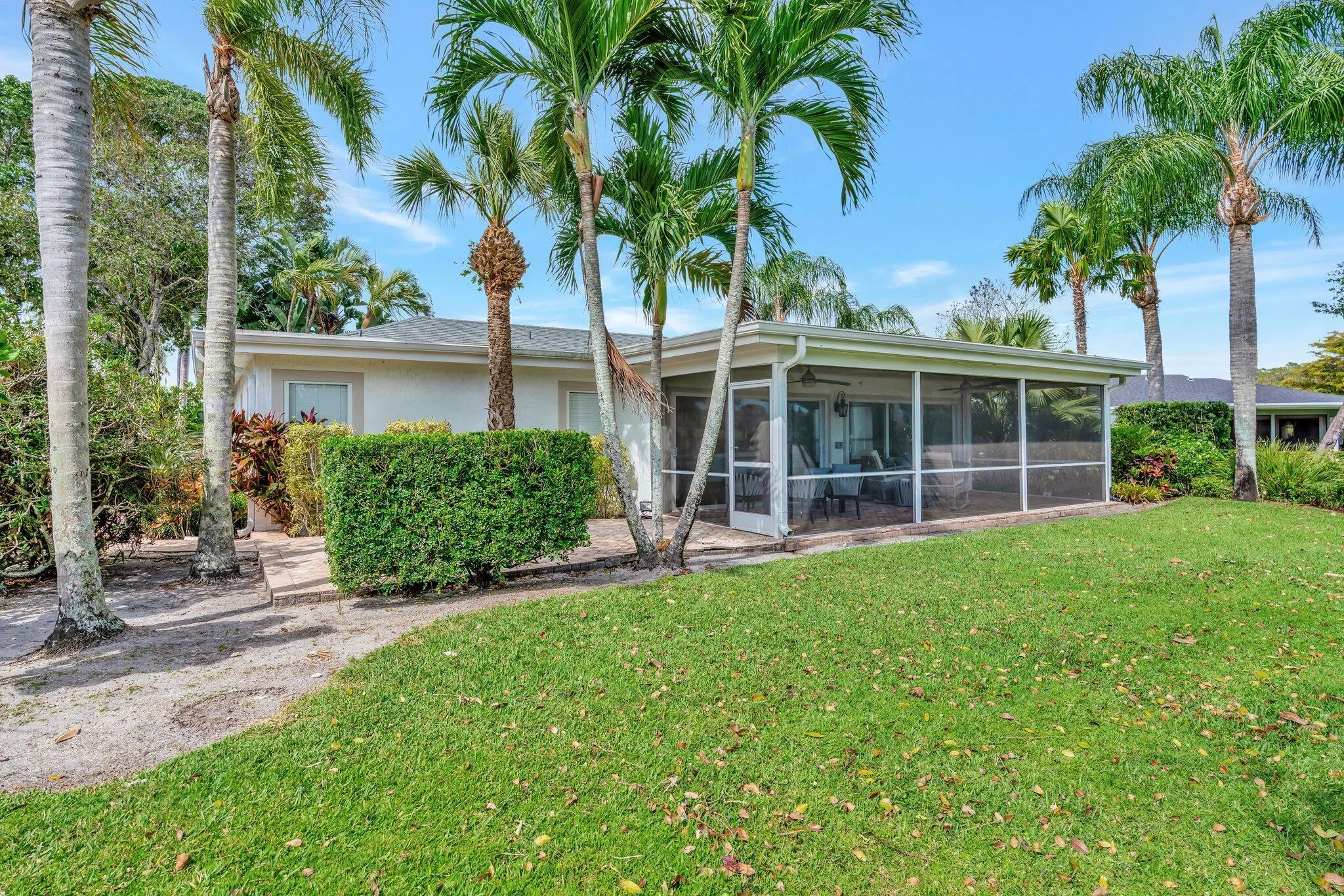 13708 Whispering Lakes Lane