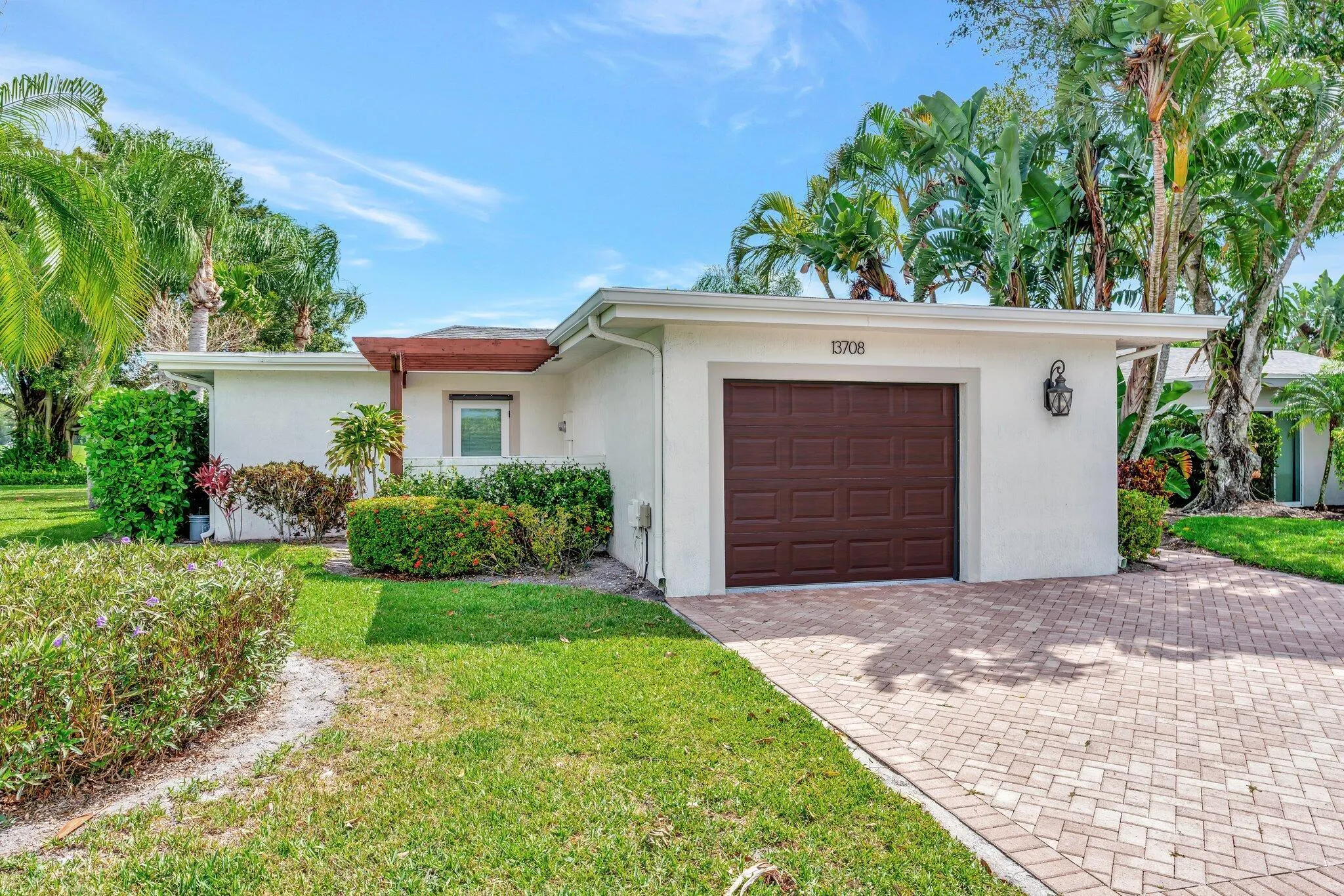 13708 Whispering Lakes Lane
