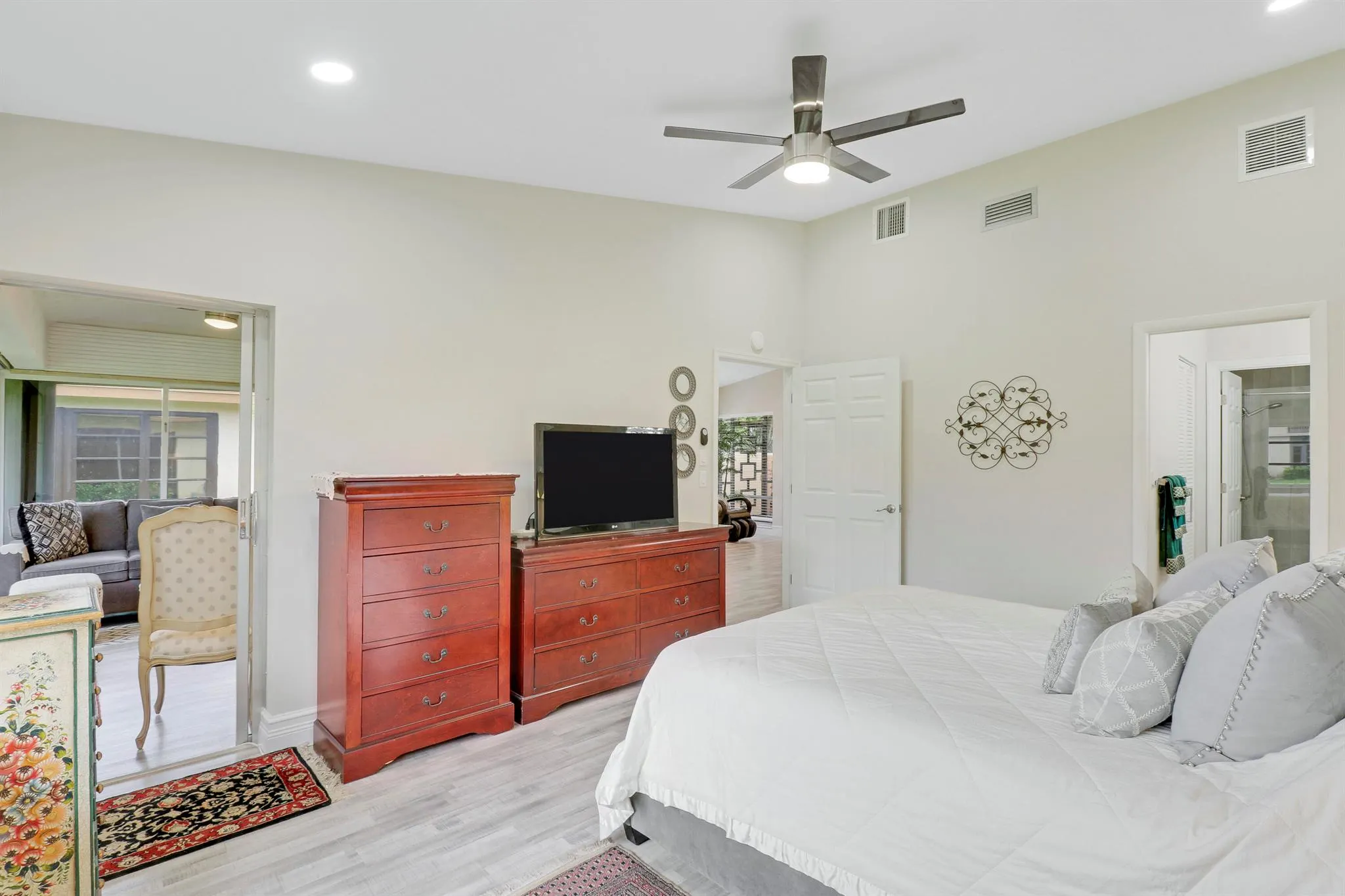 13566 Sabal Palm Court, #B