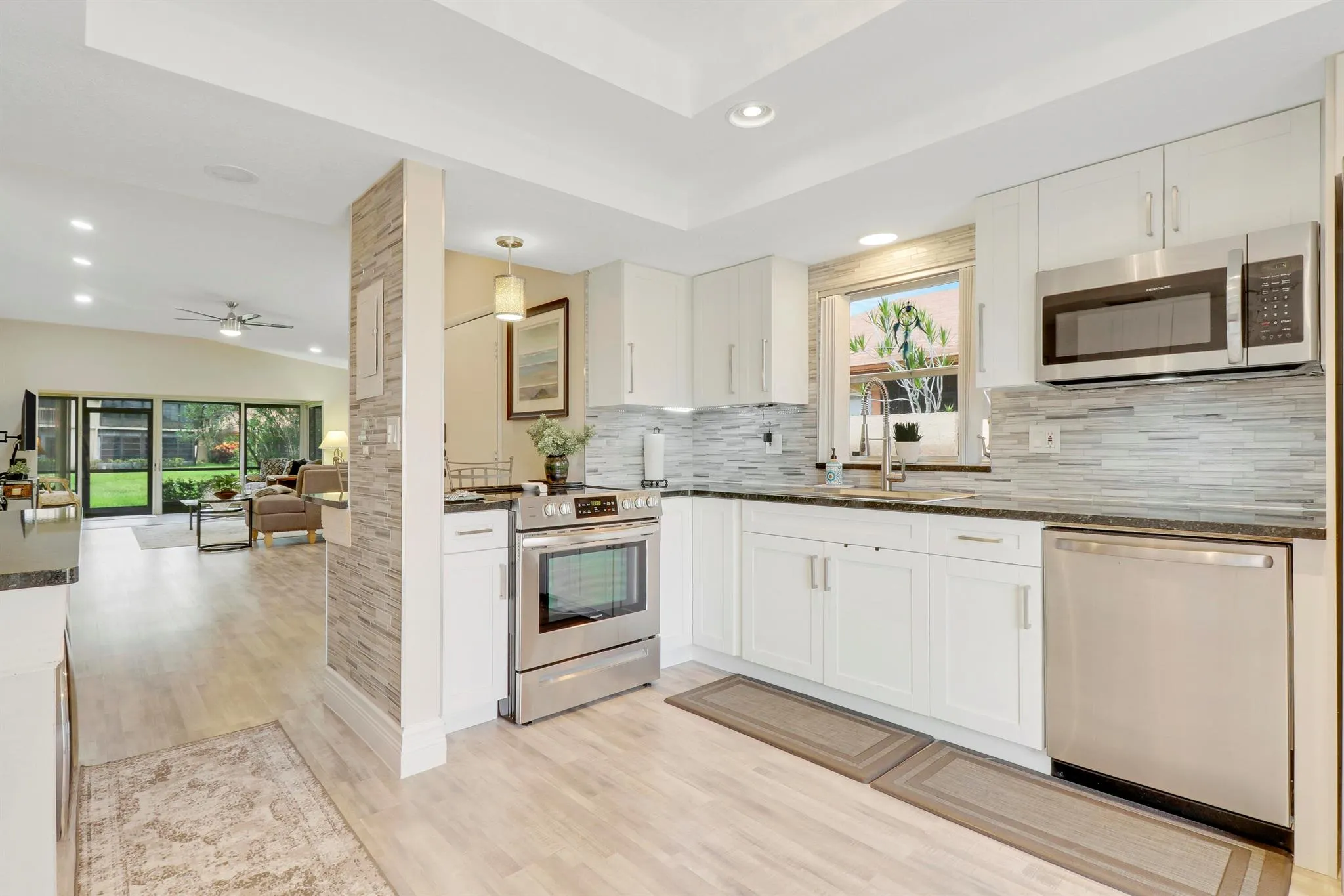13566 Sabal Palm Court, #B
