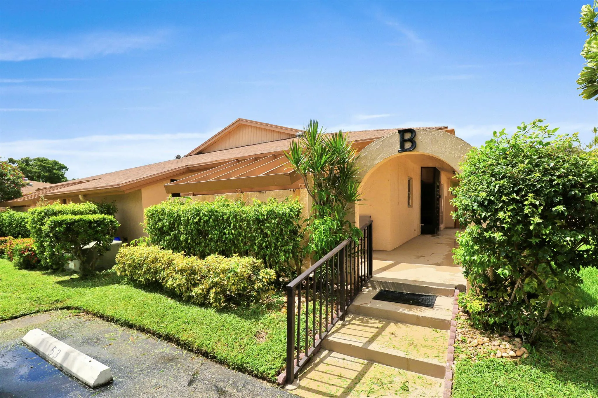 13566 Sabal Palm Court, #B