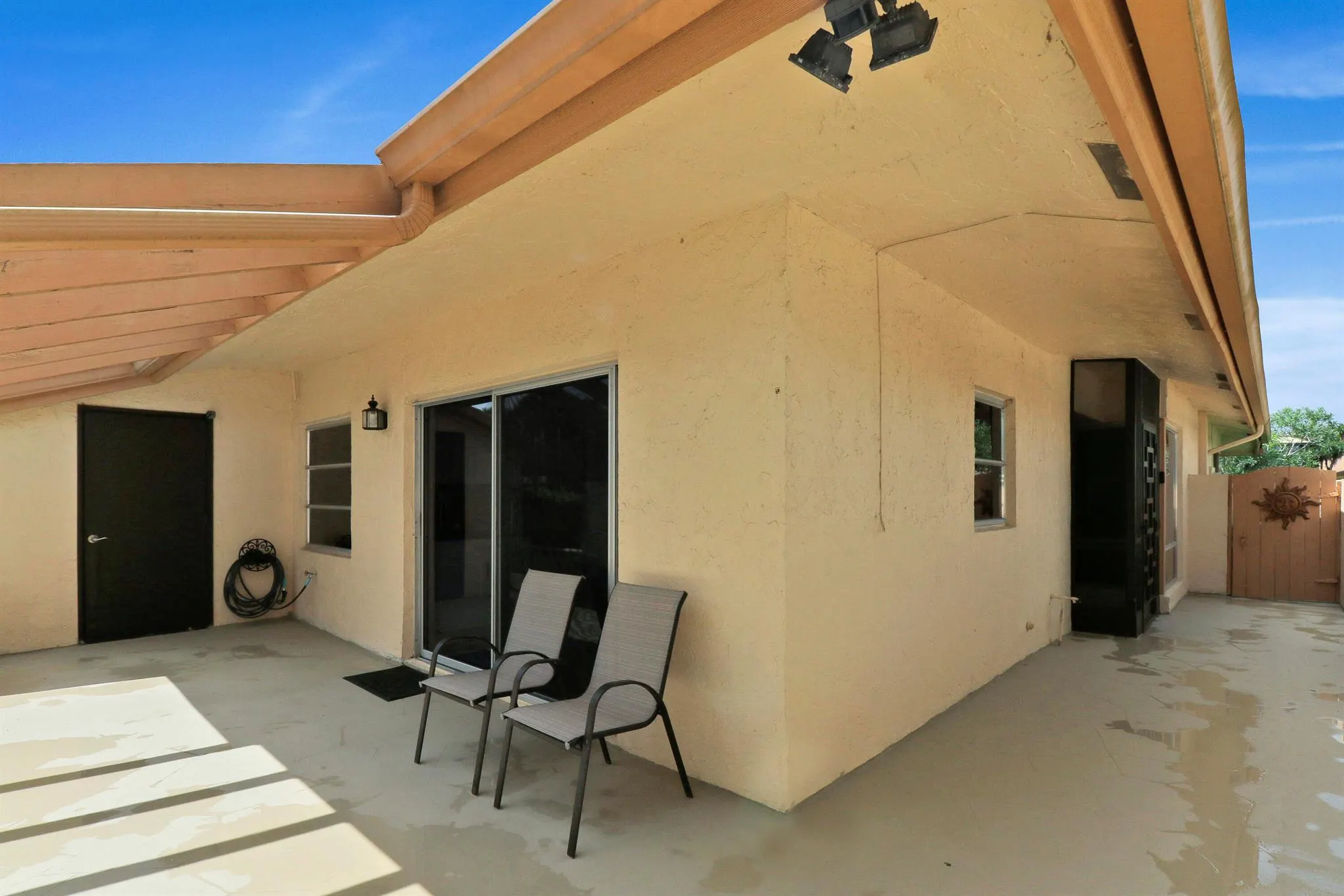 13566 Sabal Palm Court, #B