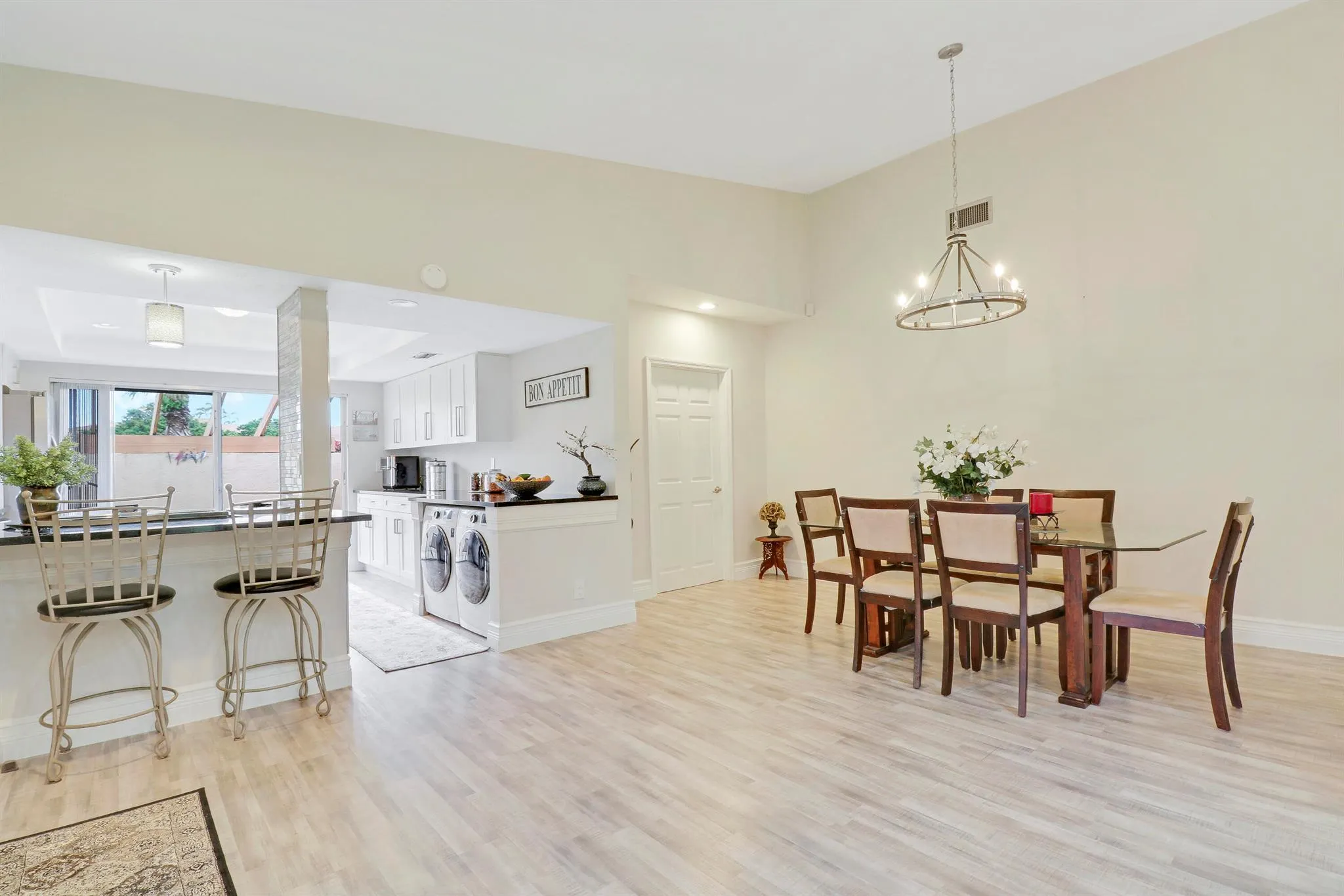 13566 Sabal Palm Court, #B