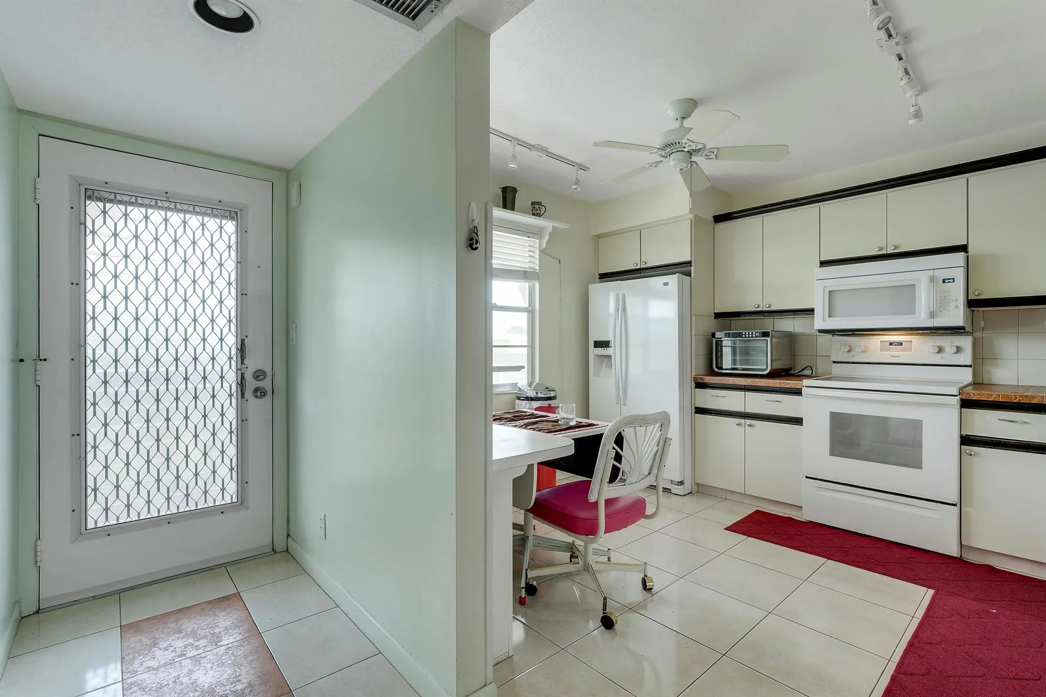 3305 Aruba Way, #K4