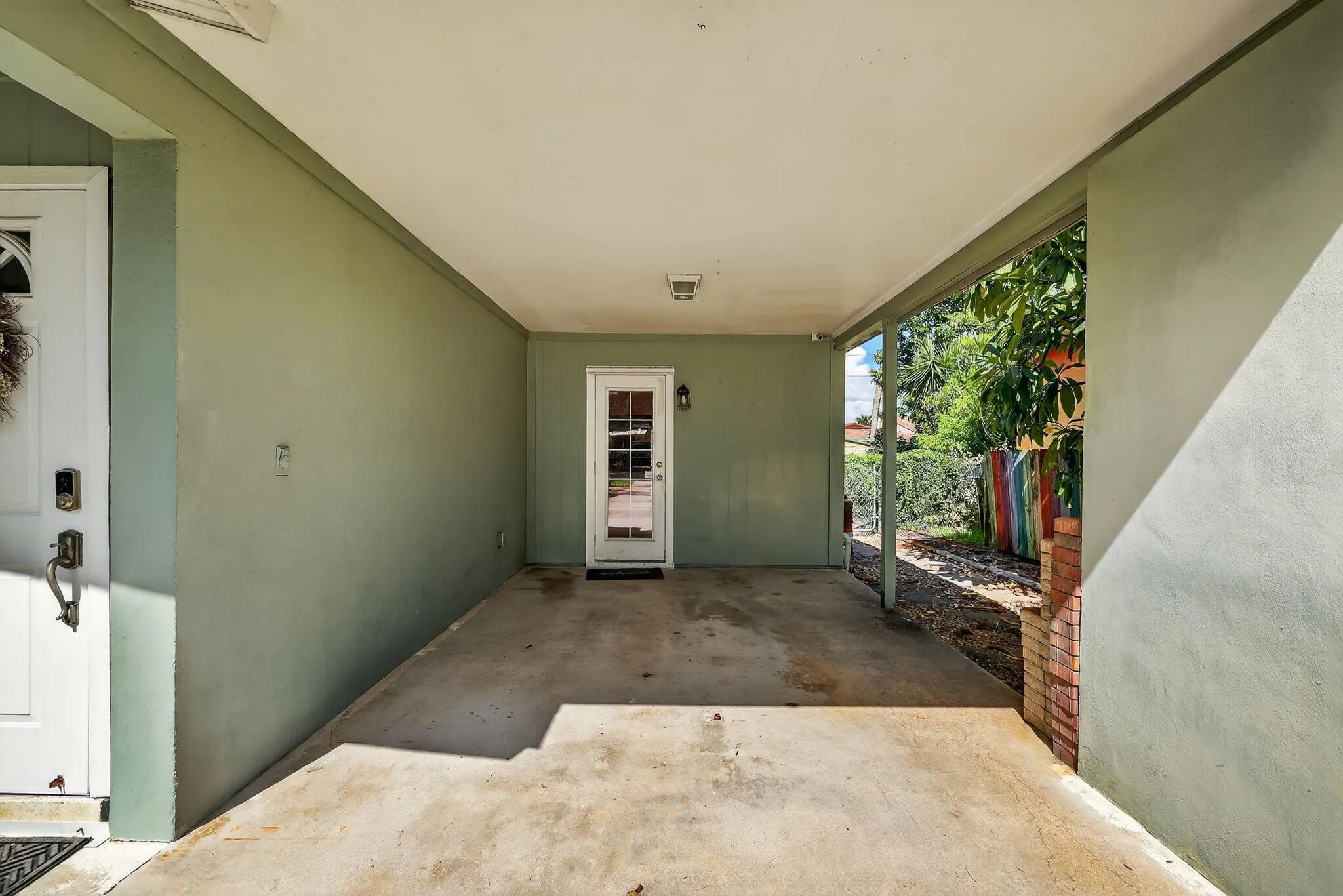 262 SE Monterey Avenue