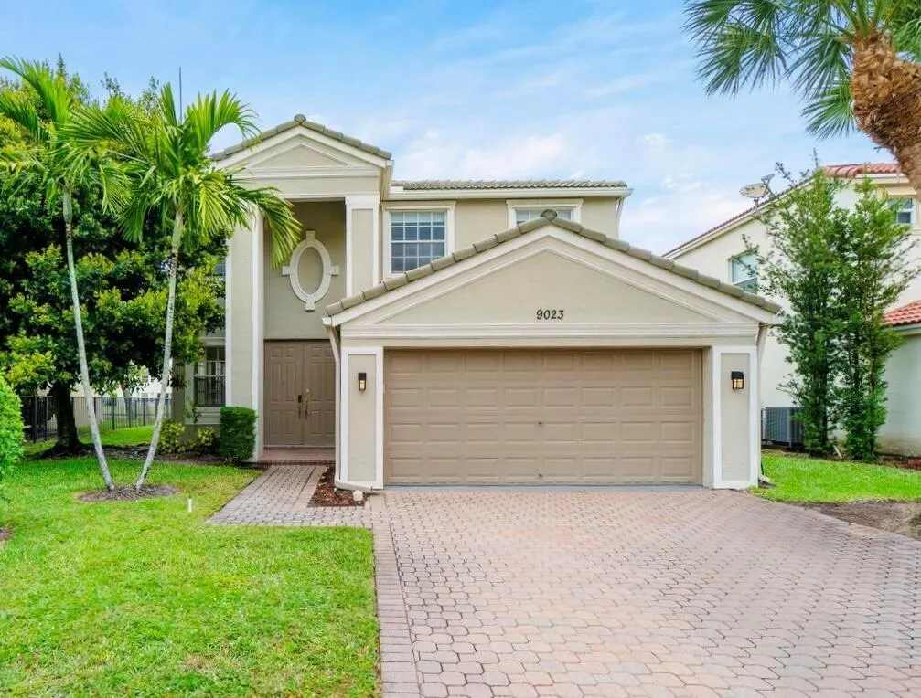 9023 Alexandra Circle