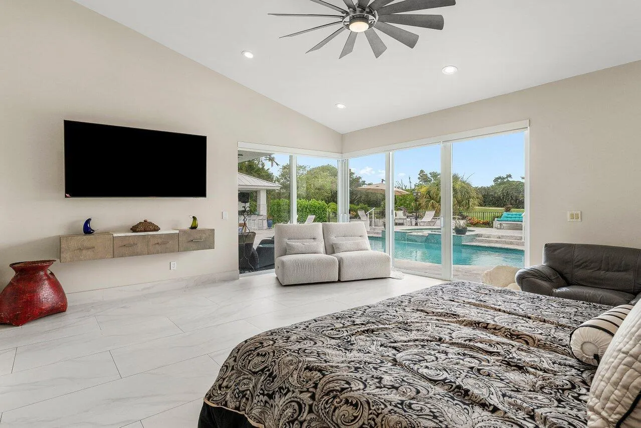 11164 Boca Woods Lane