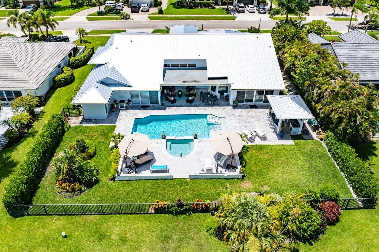 11164 Boca Woods Lane