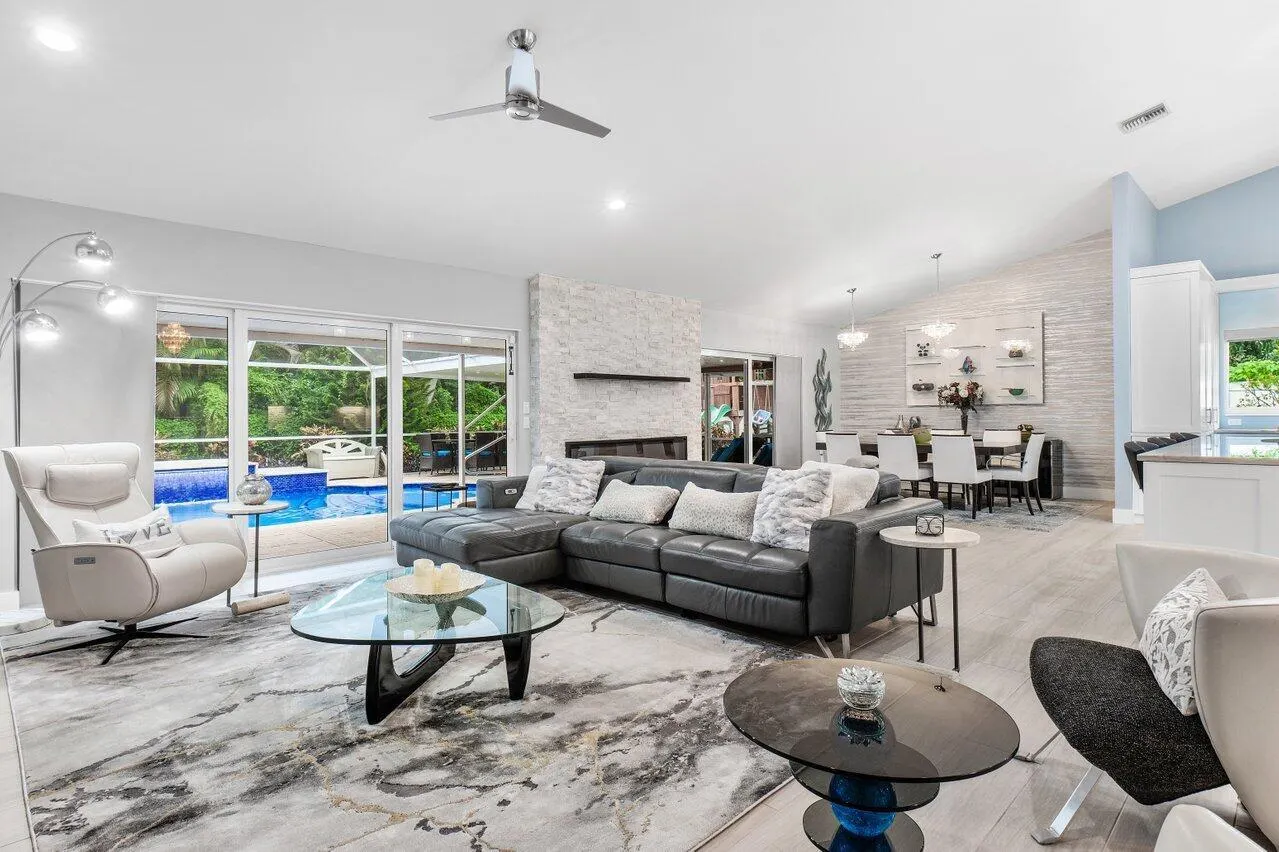 3010 Salerno Way