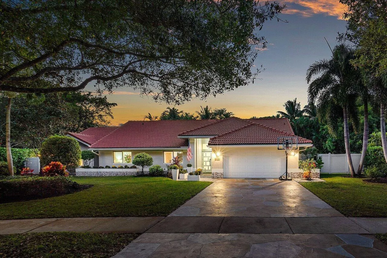 3010 Salerno Way