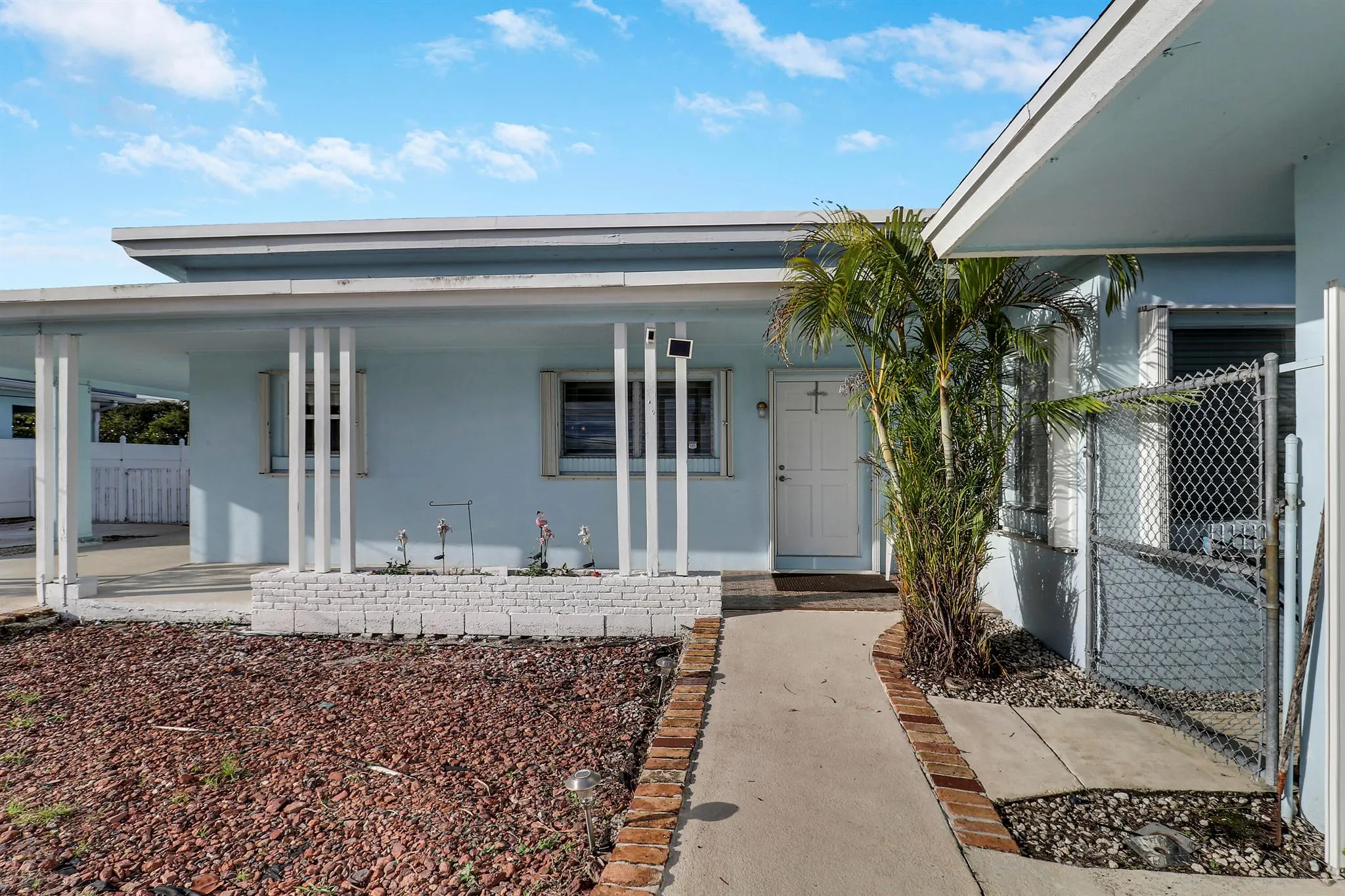 2681 Hinda Road