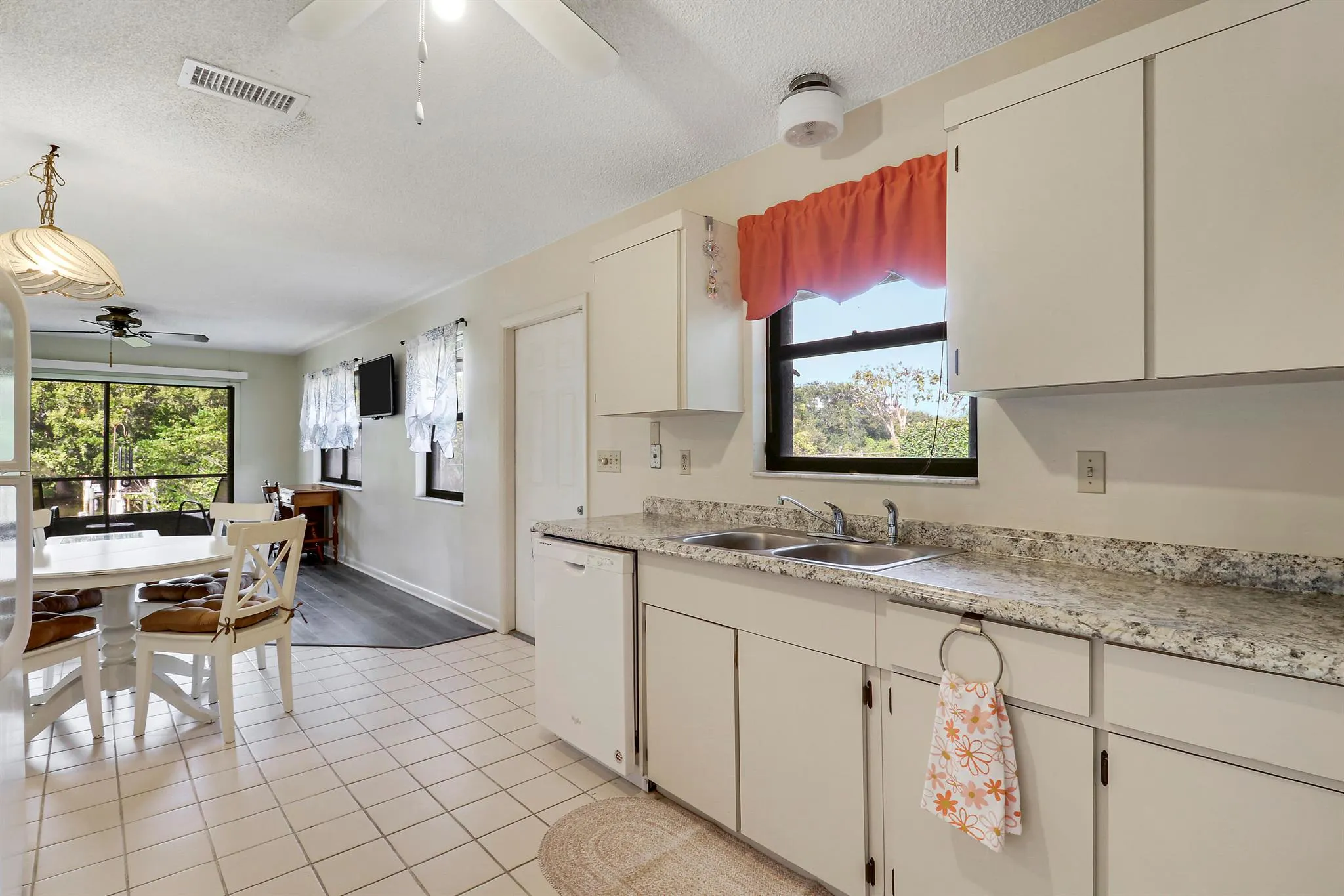 2681 Hinda Road