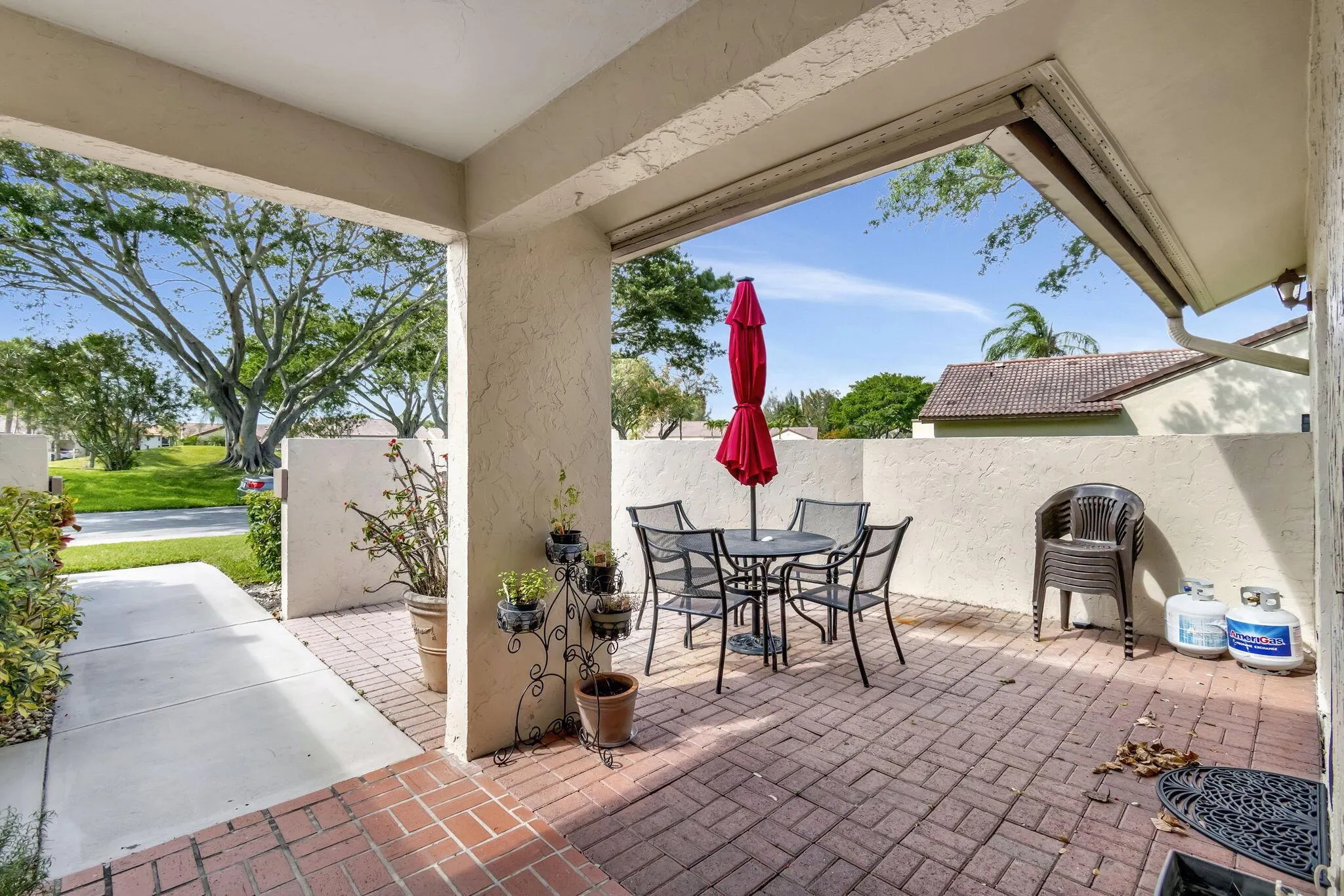 5531 Parkwalk Circle E