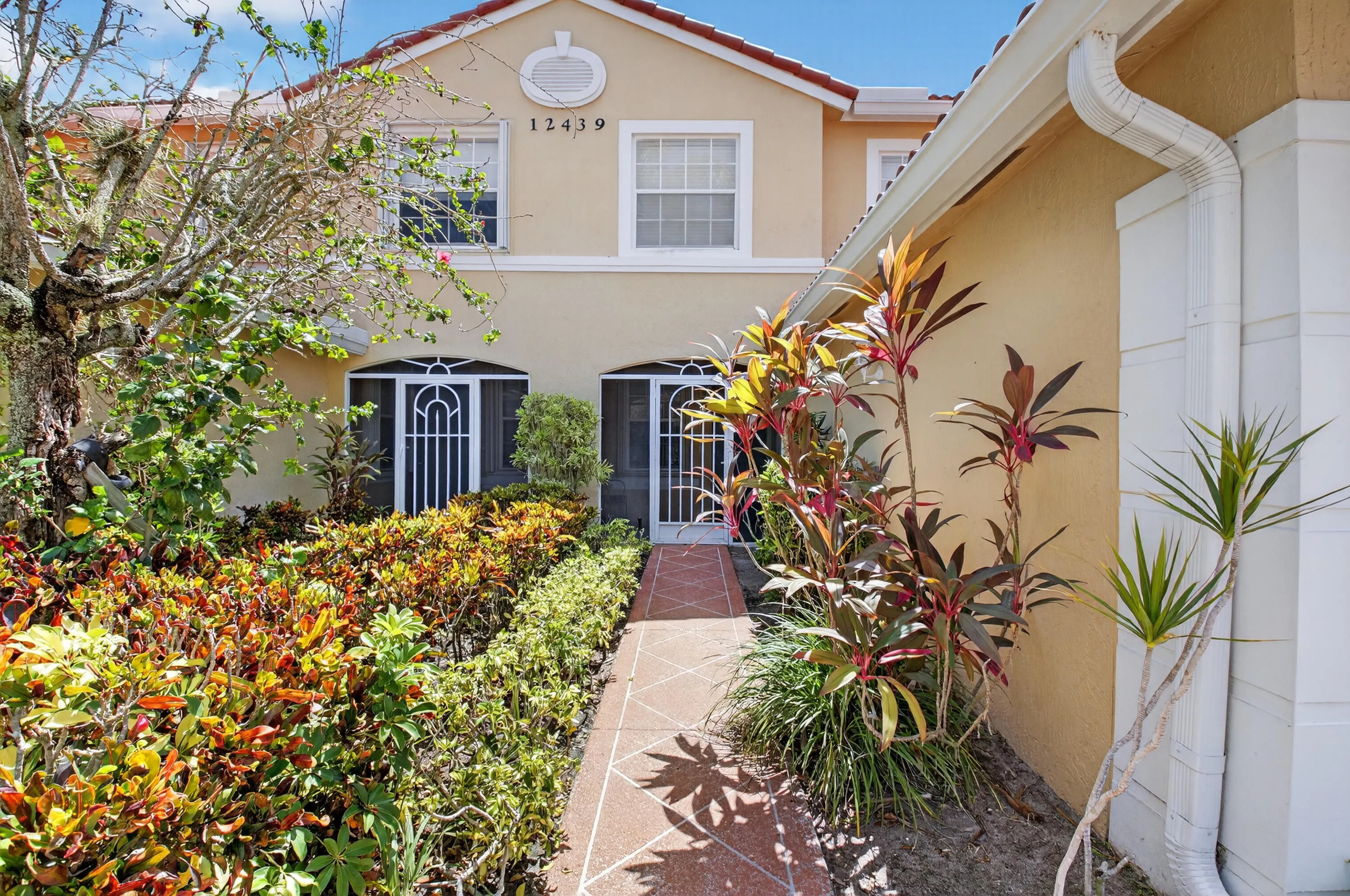 12439 Crystal Pointe Drive, #102