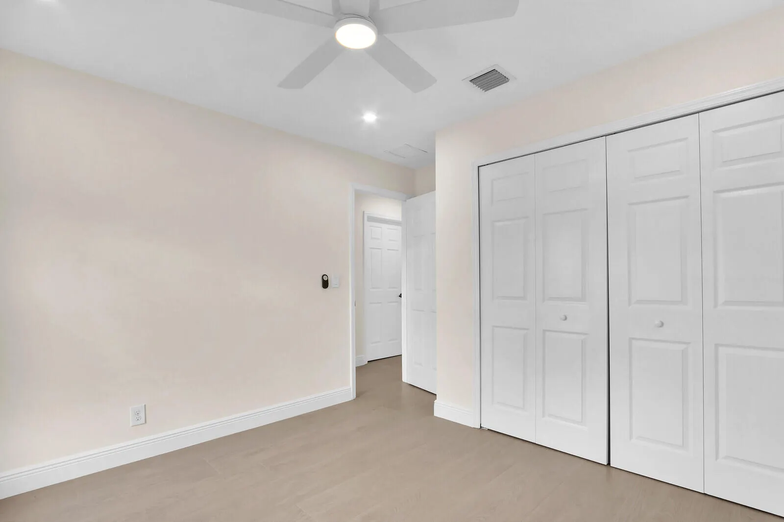 183 SW Ladybug Drive