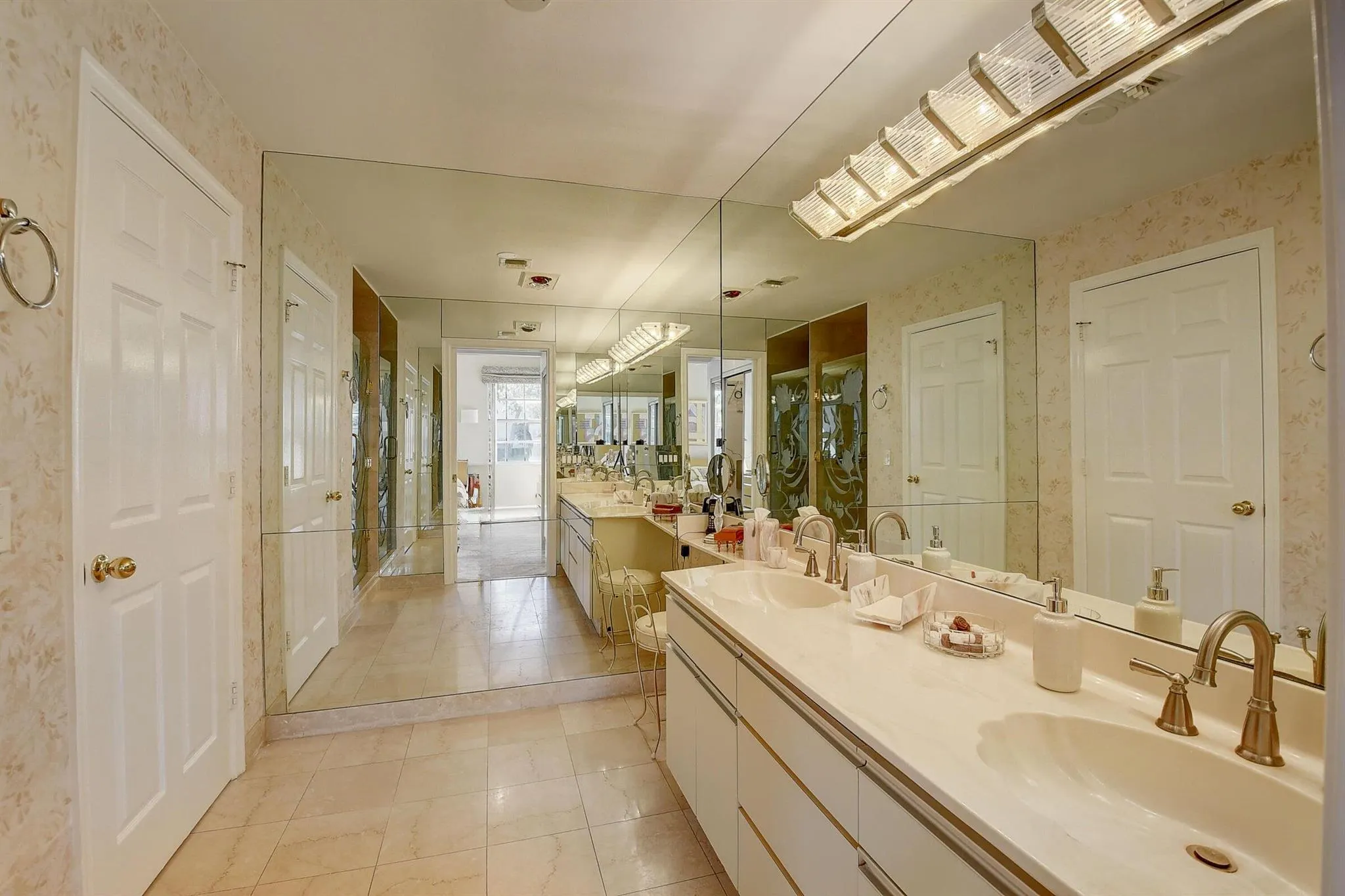 5233 Lake Catalina Drive N, #C