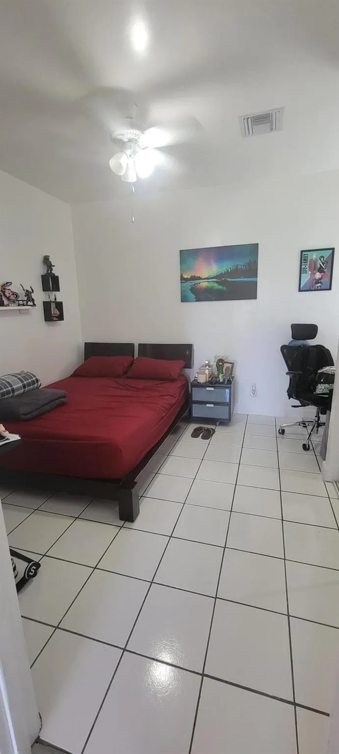 5550 Lakewood Circle, #A