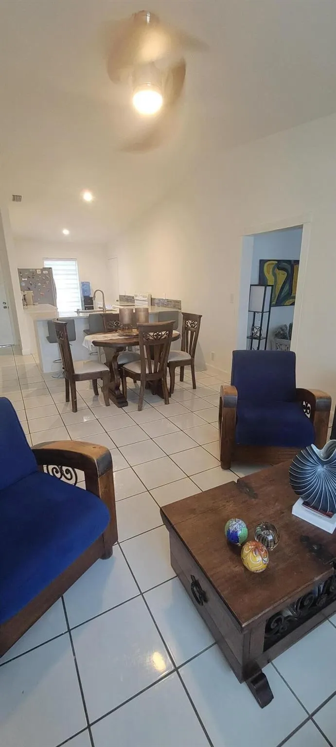 5550 Lakewood Circle, #A