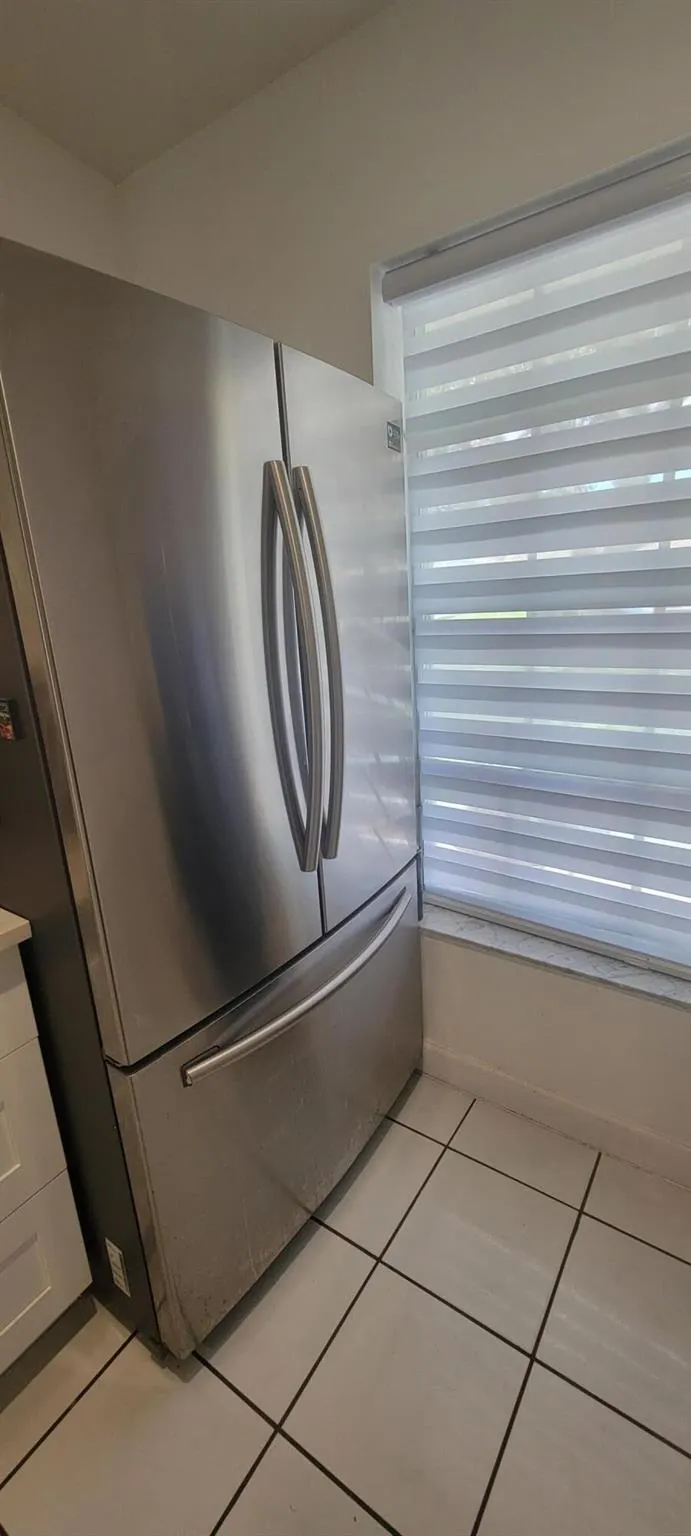 5550 Lakewood Circle, #A