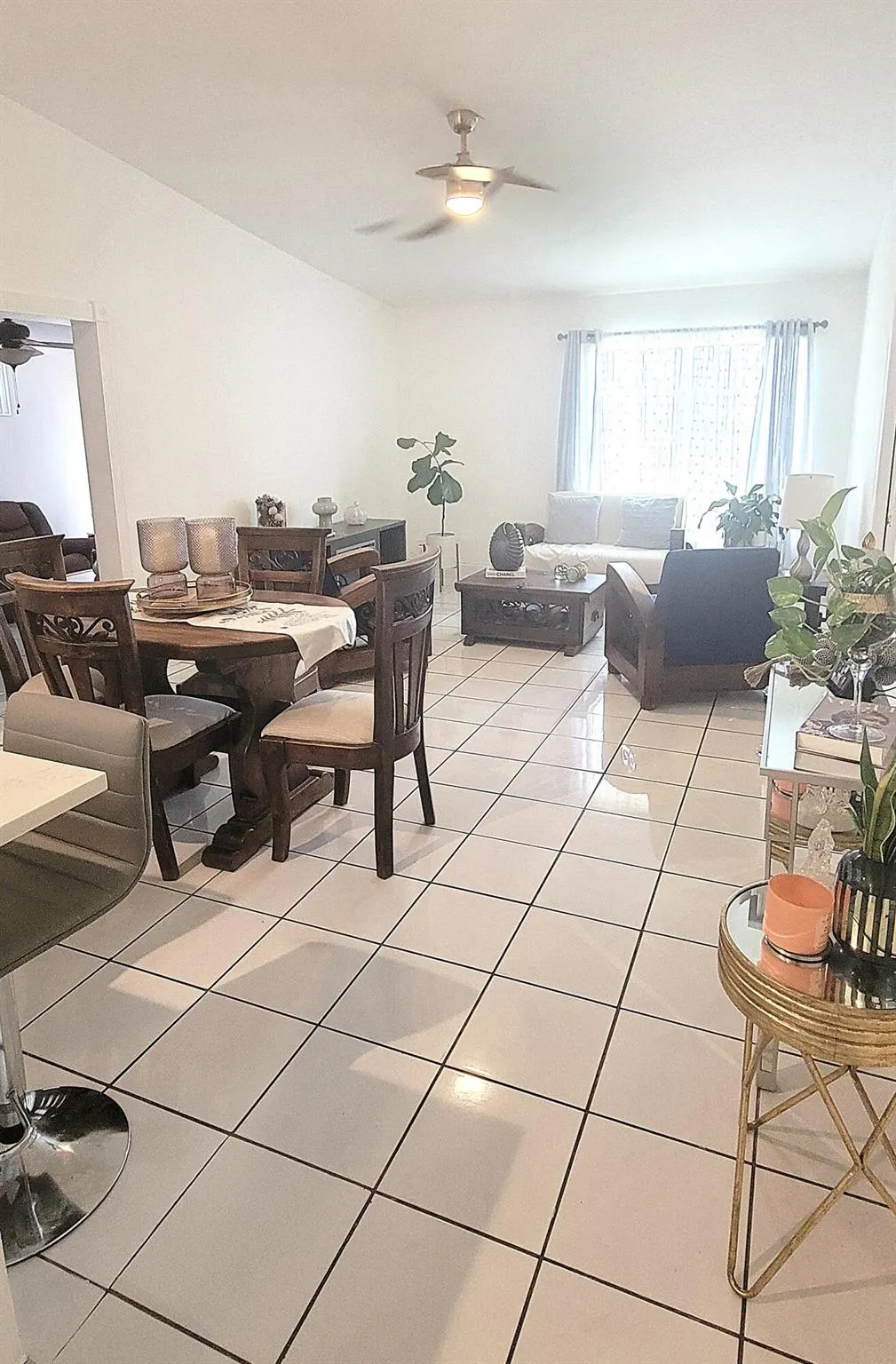 5550 Lakewood Circle, #A