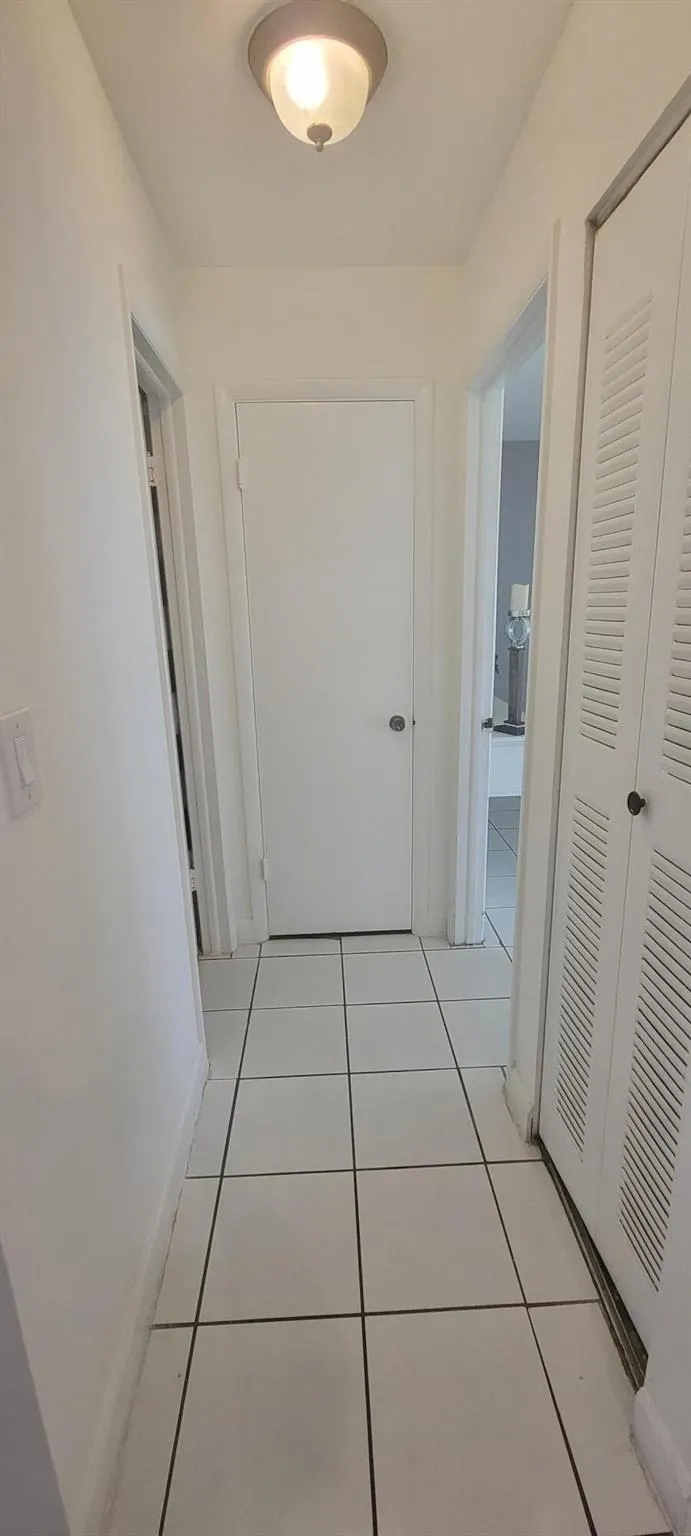 5550 Lakewood Circle, #A