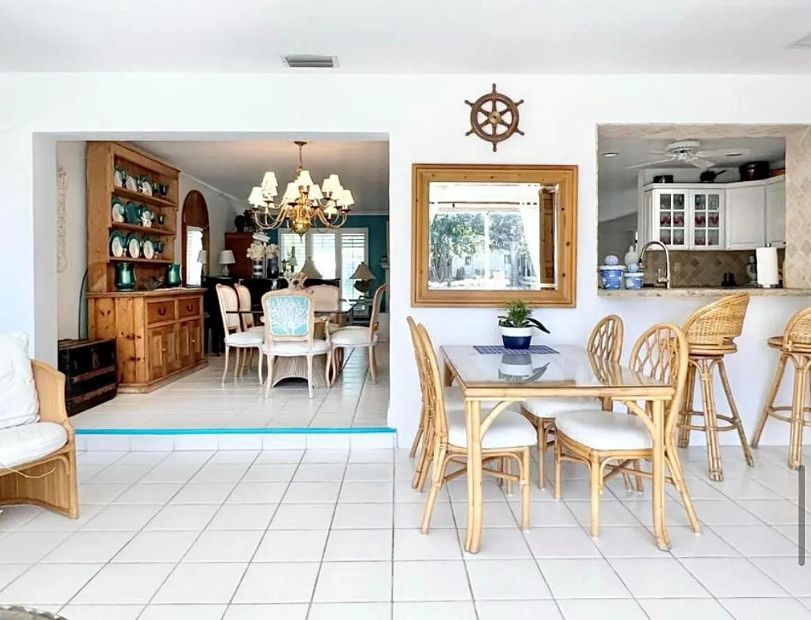 1014 Lewis Cove