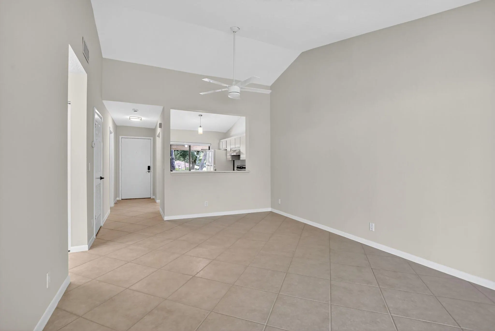 3939 NE 5th Avenue, #F203