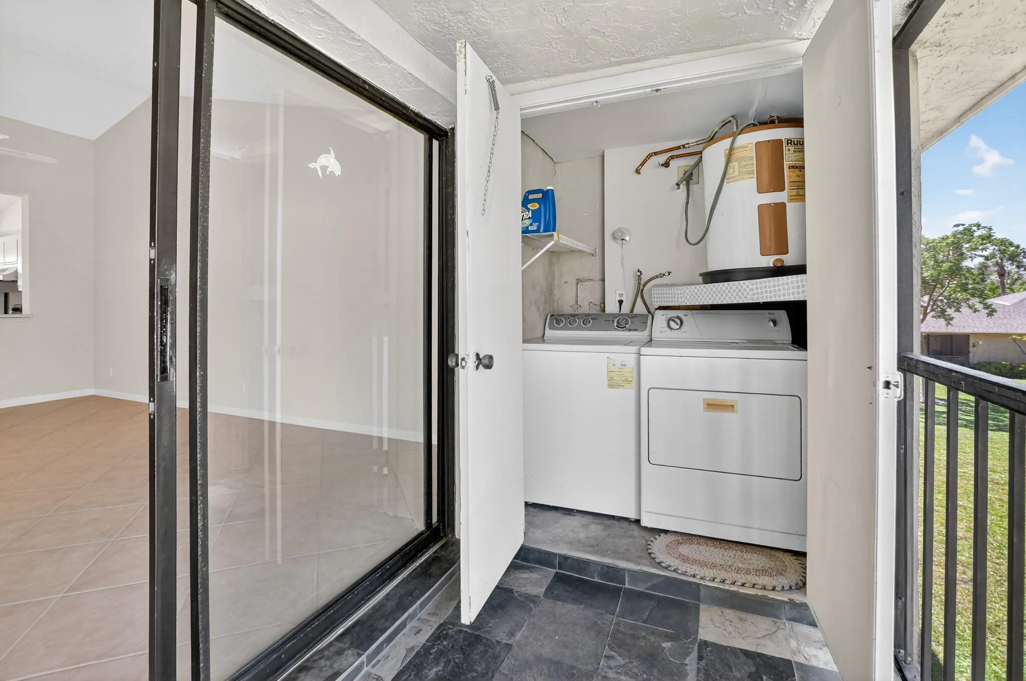 3939 NE 5th Avenue, #F203