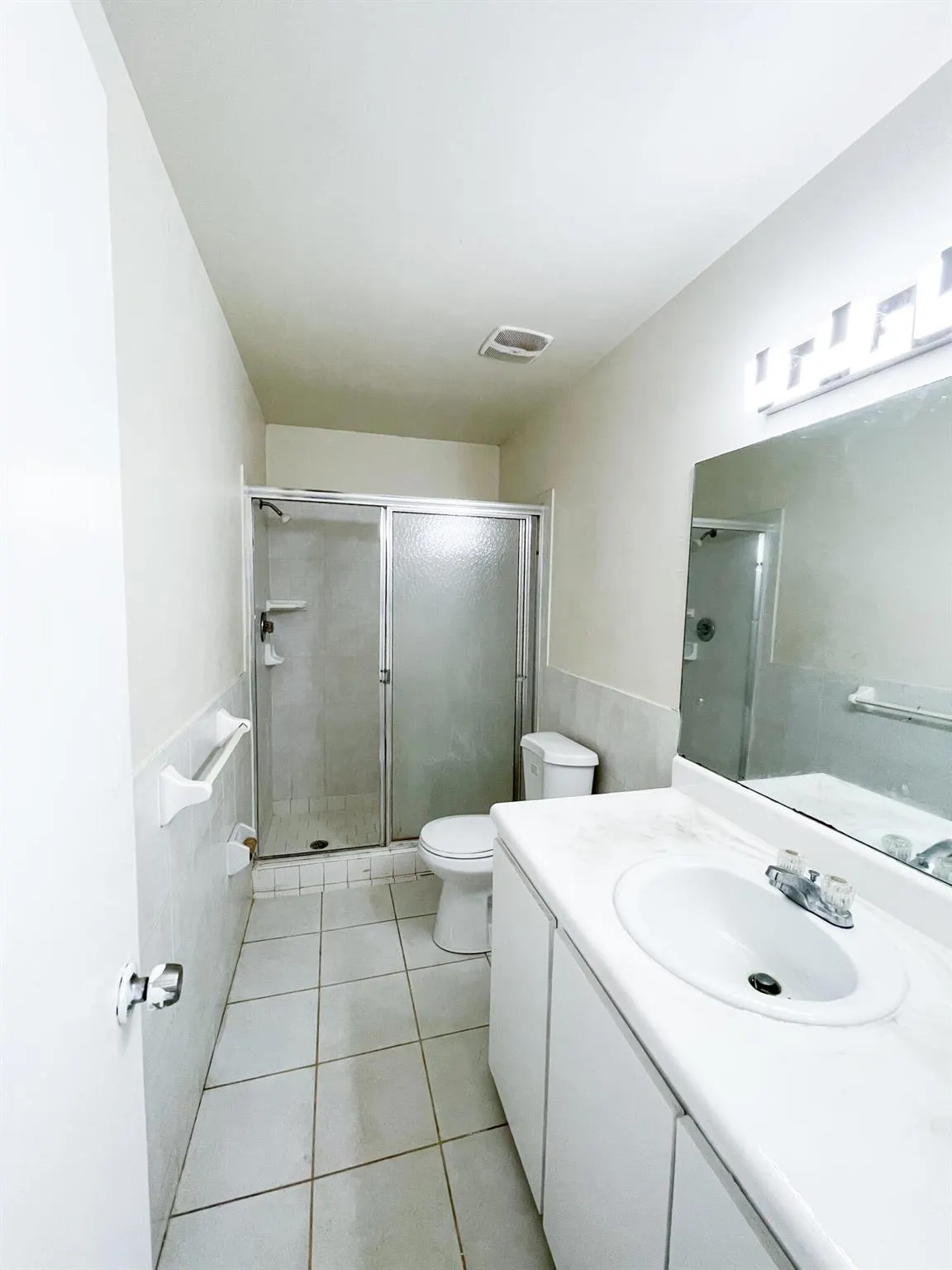 4583 Barclay Crescent