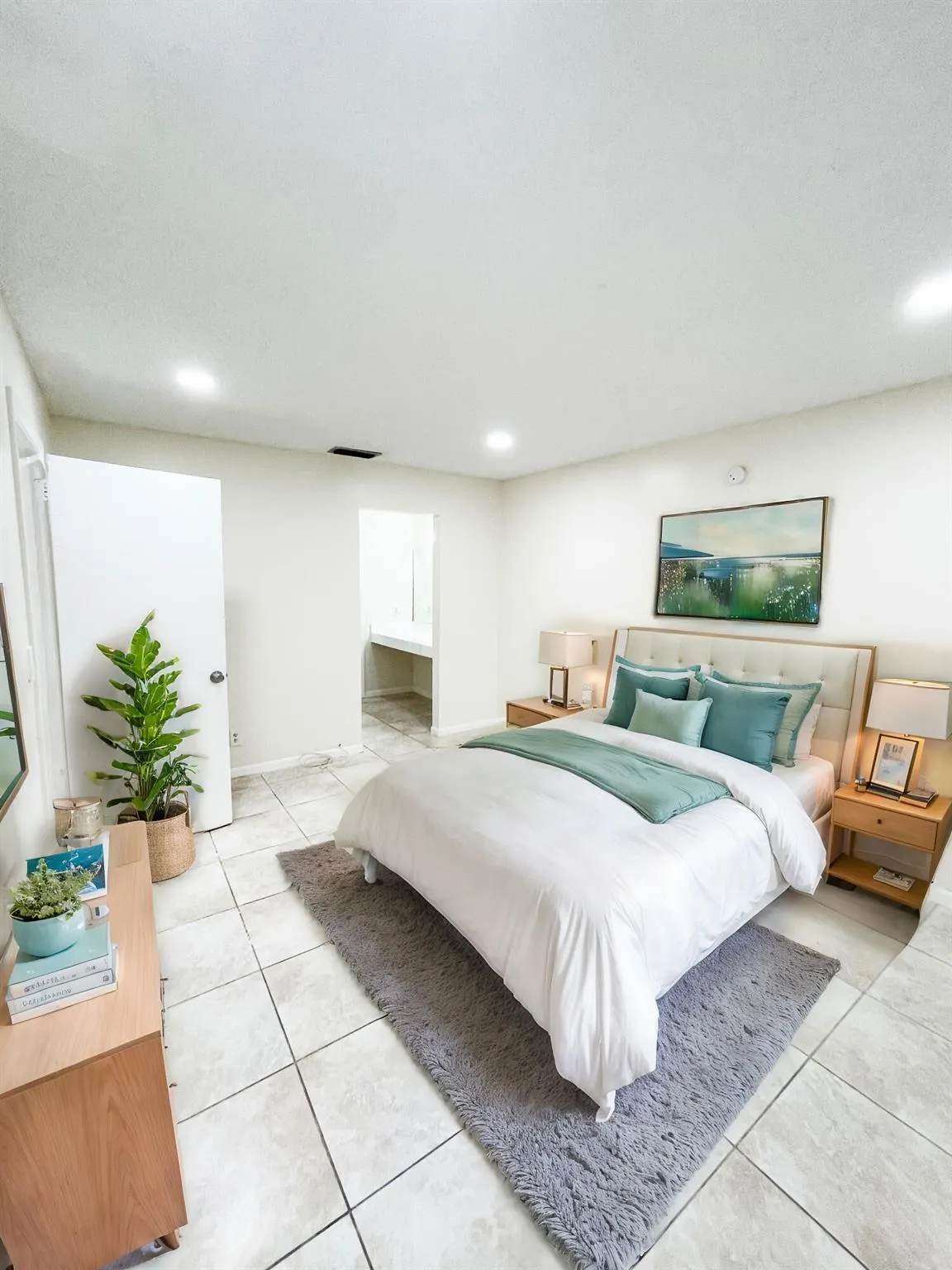 4583 Barclay Crescent