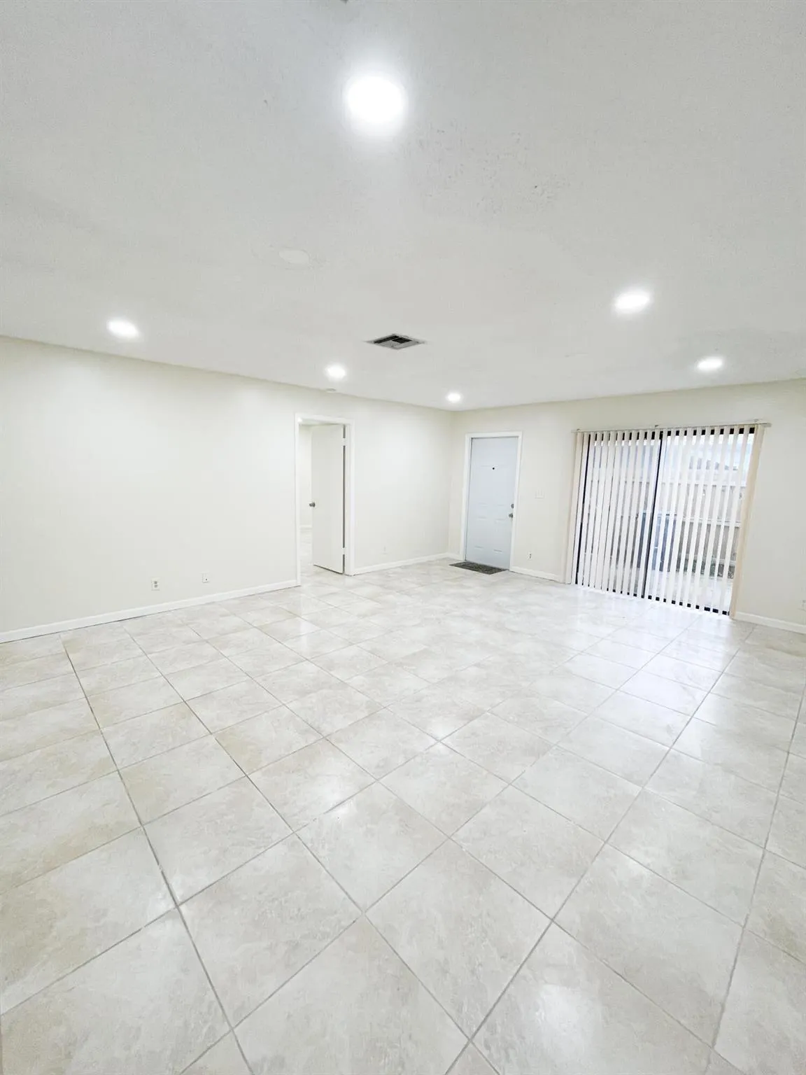 4583 Barclay Crescent