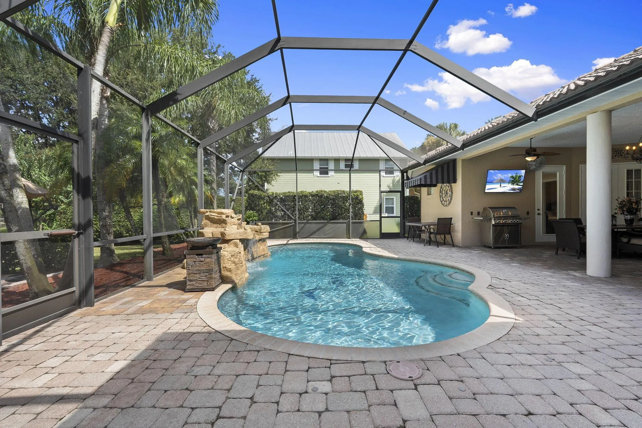 5416 SW Coral Tree Lane