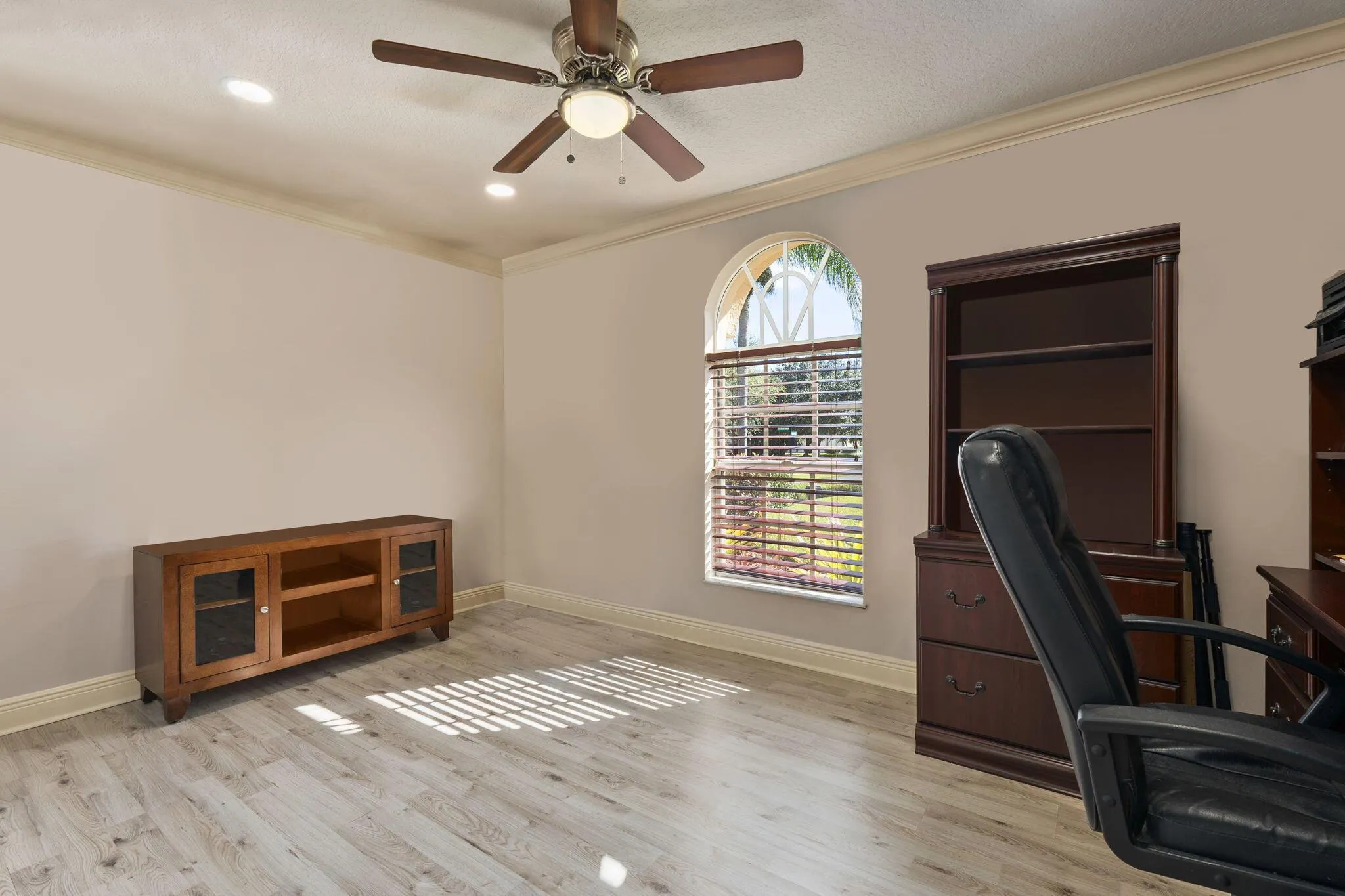5416 SW Coral Tree Lane