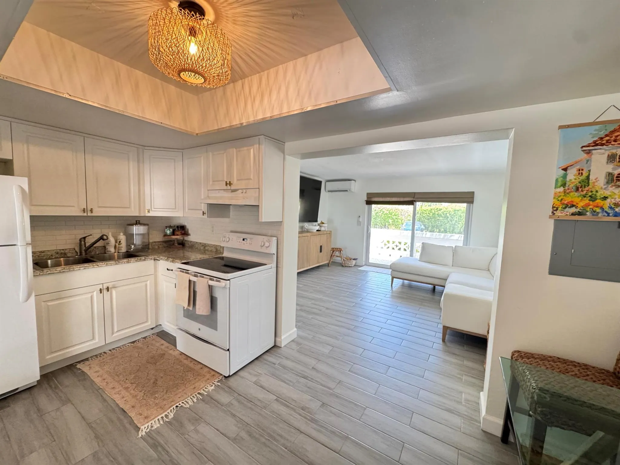 209 SE 6th Street, #1