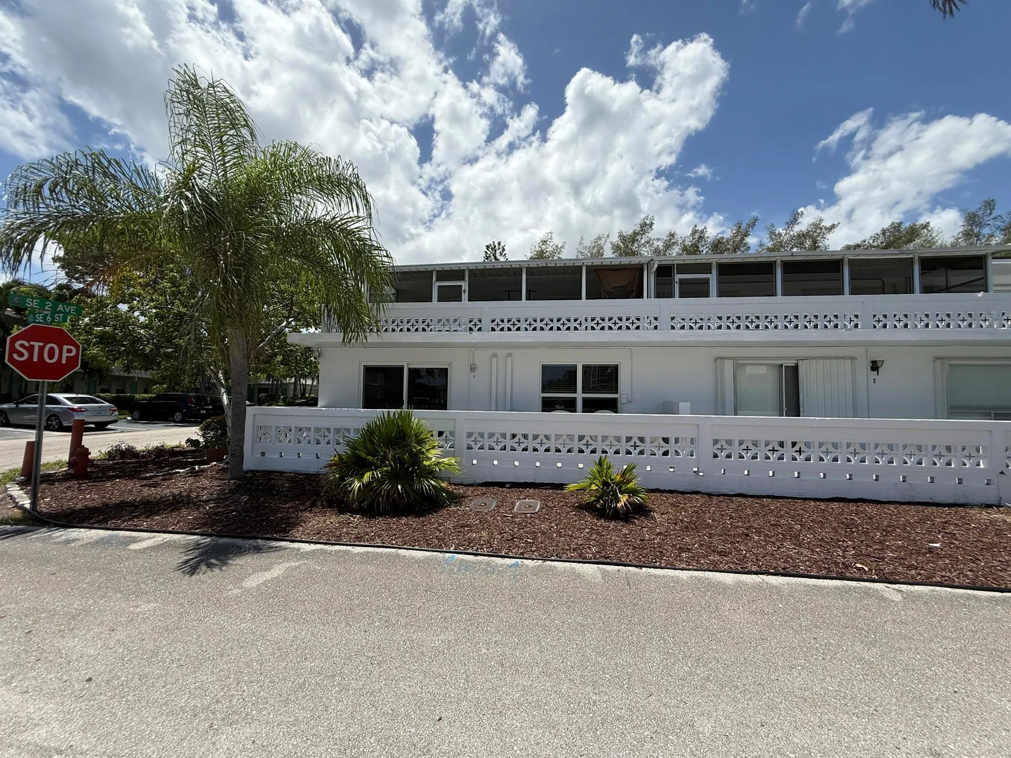 209 SE 6th Street, #1