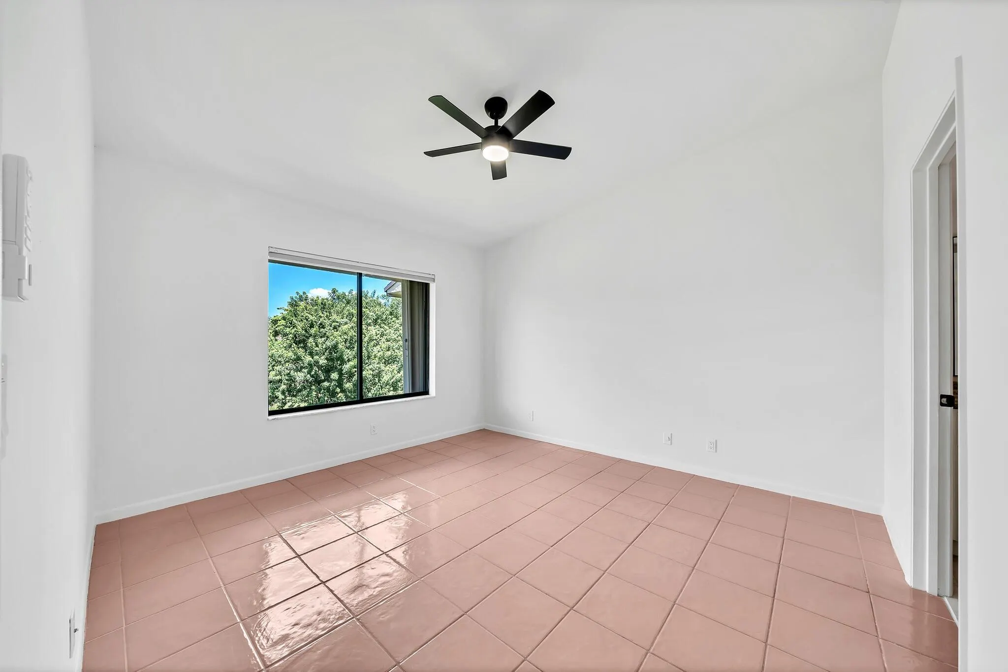 21943 Remsen Terrace, #206