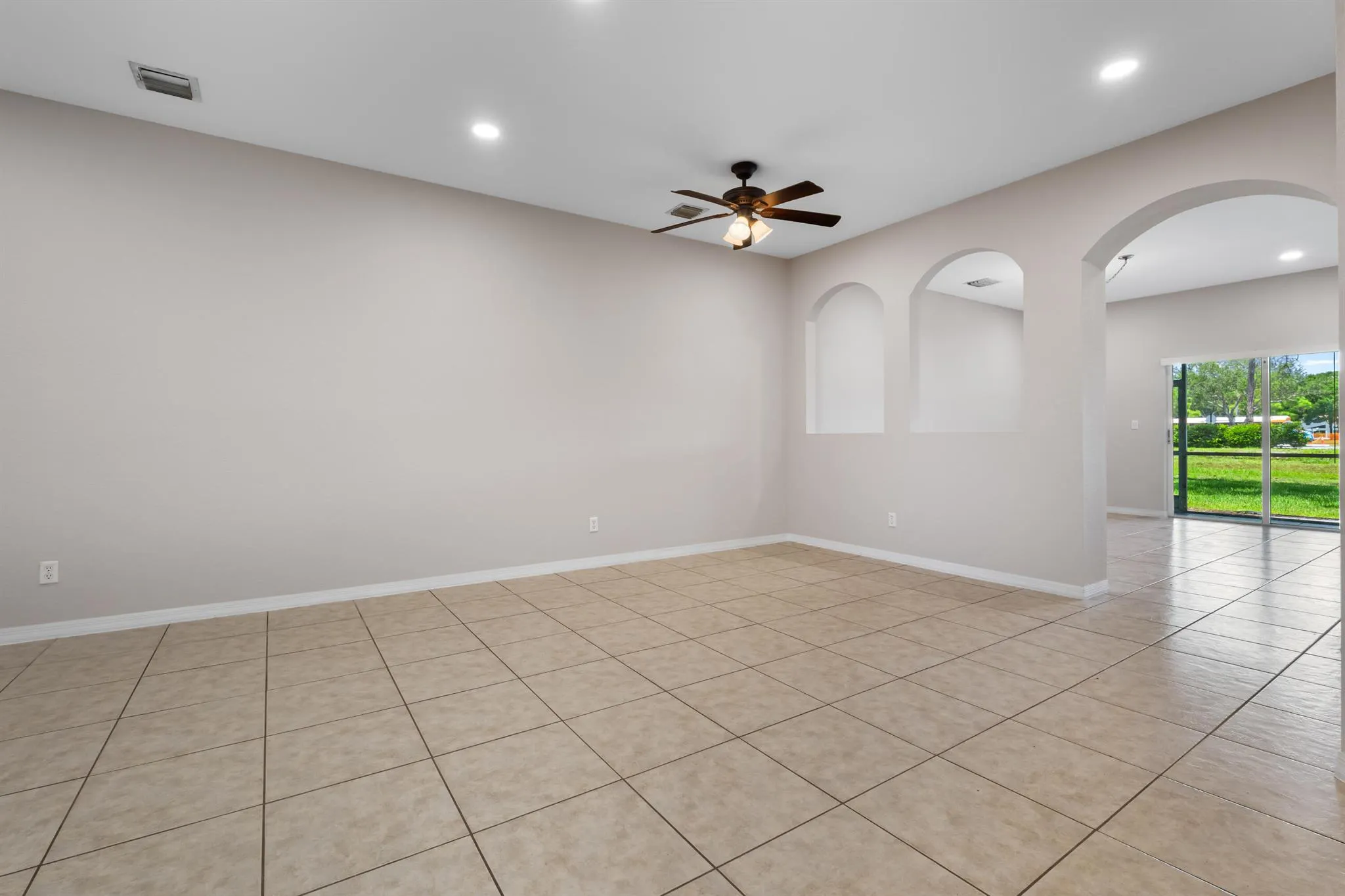 3051 Grandiflora Drive