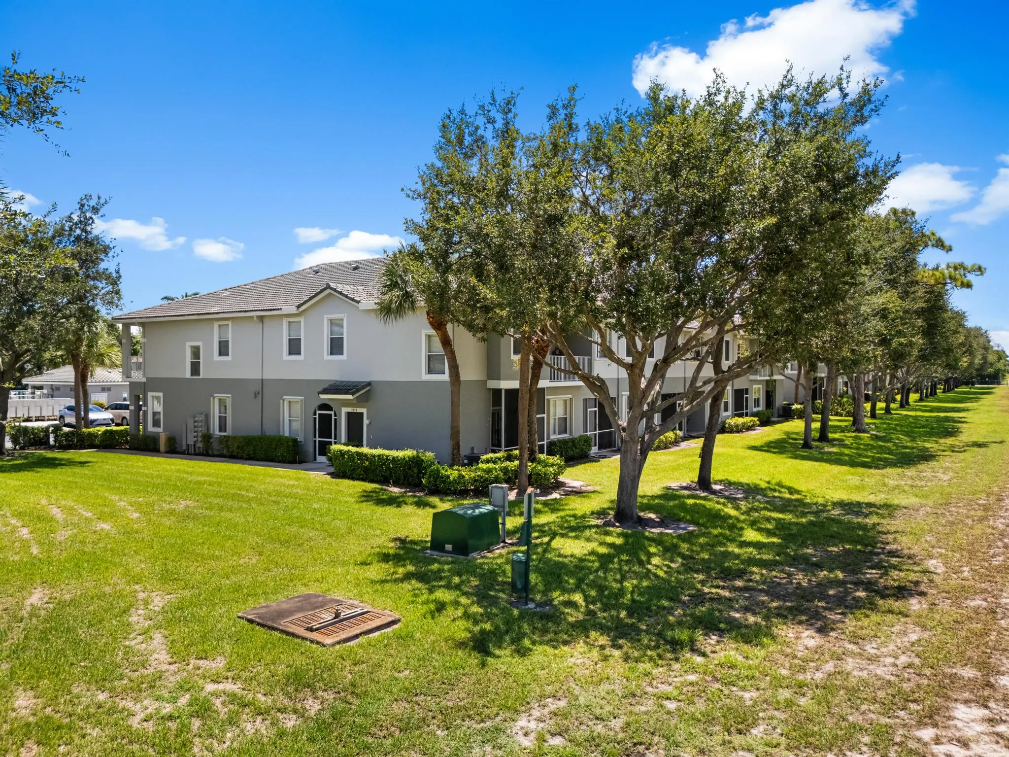 3051 Grandiflora Drive
