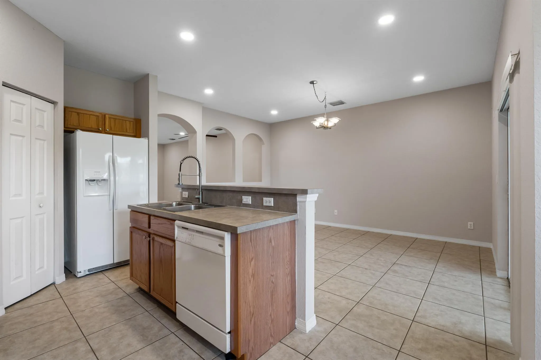 3051 Grandiflora Drive