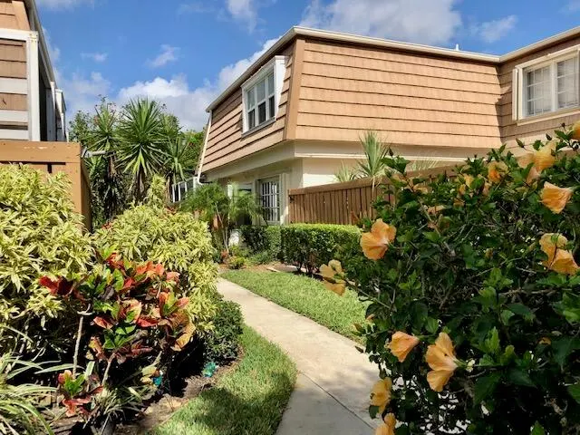 4300 Hazel Avenue, #C