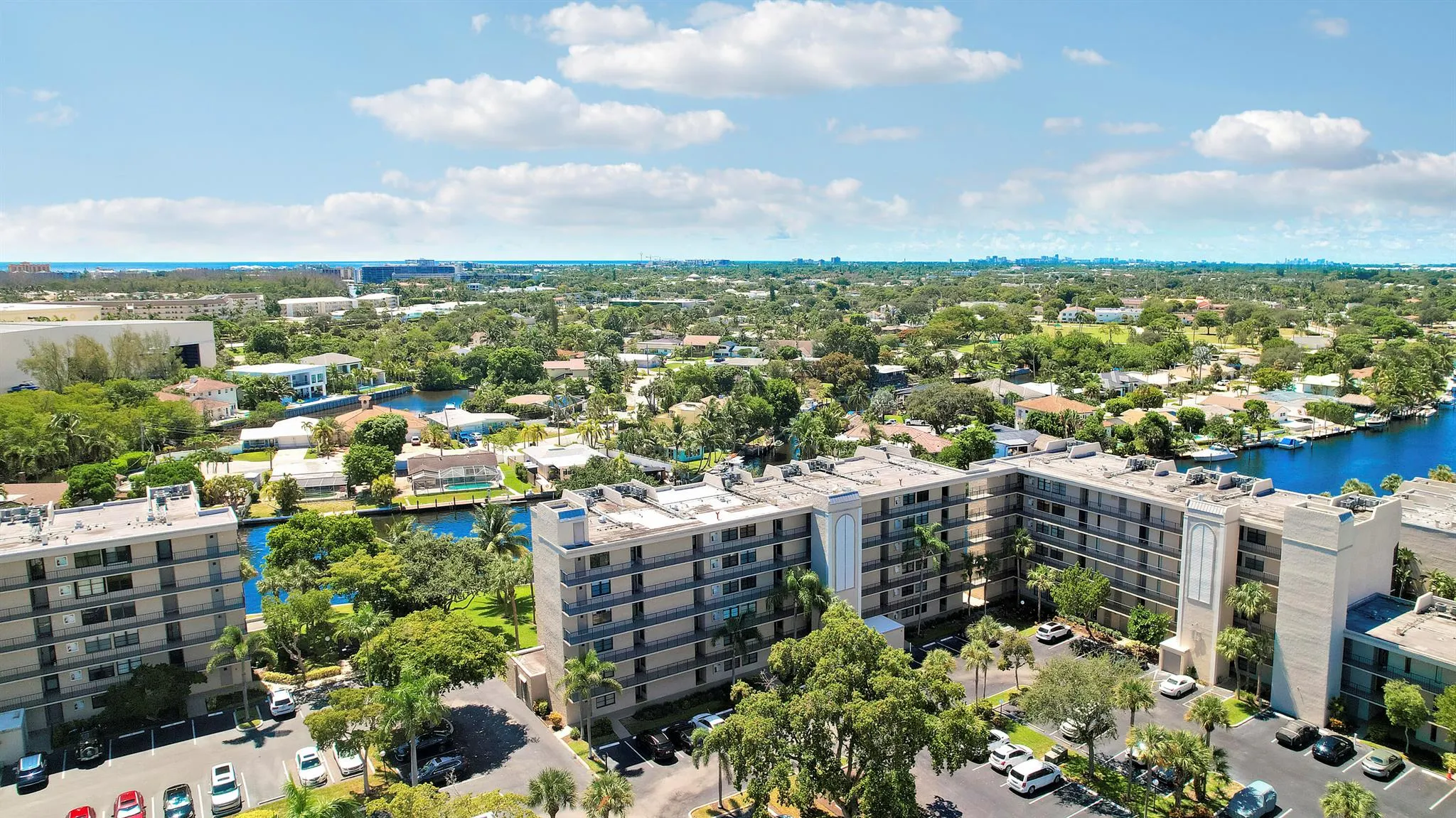 14 Royal Palm Way, #5030