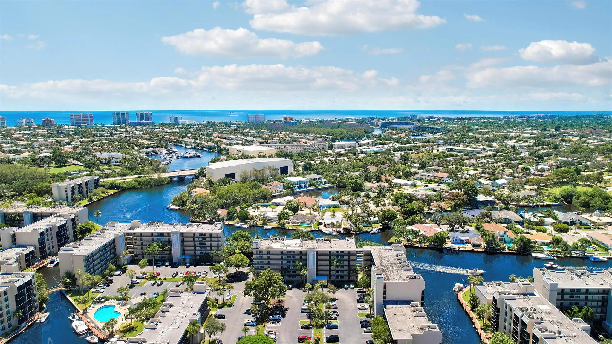 14 Royal Palm Way, #5030