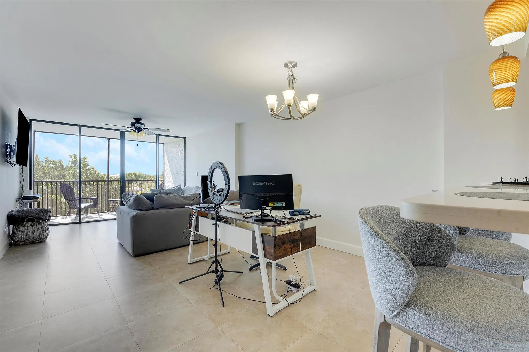 14 Royal Palm Way, #5030