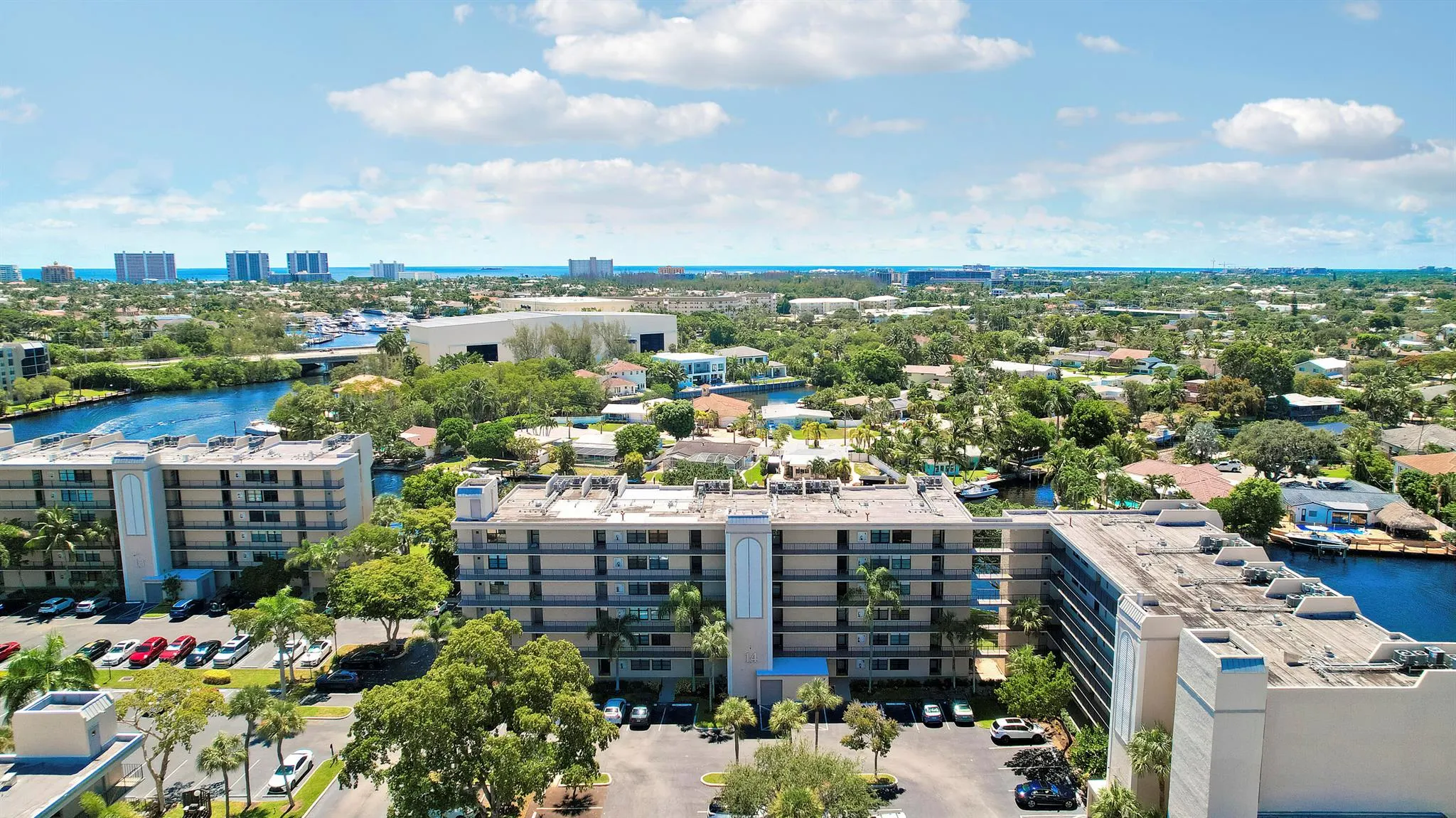 14 Royal Palm Way, #5030