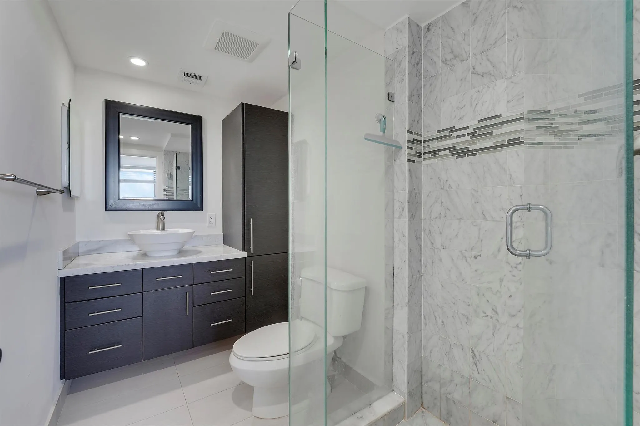 14 Royal Palm Way, #5030