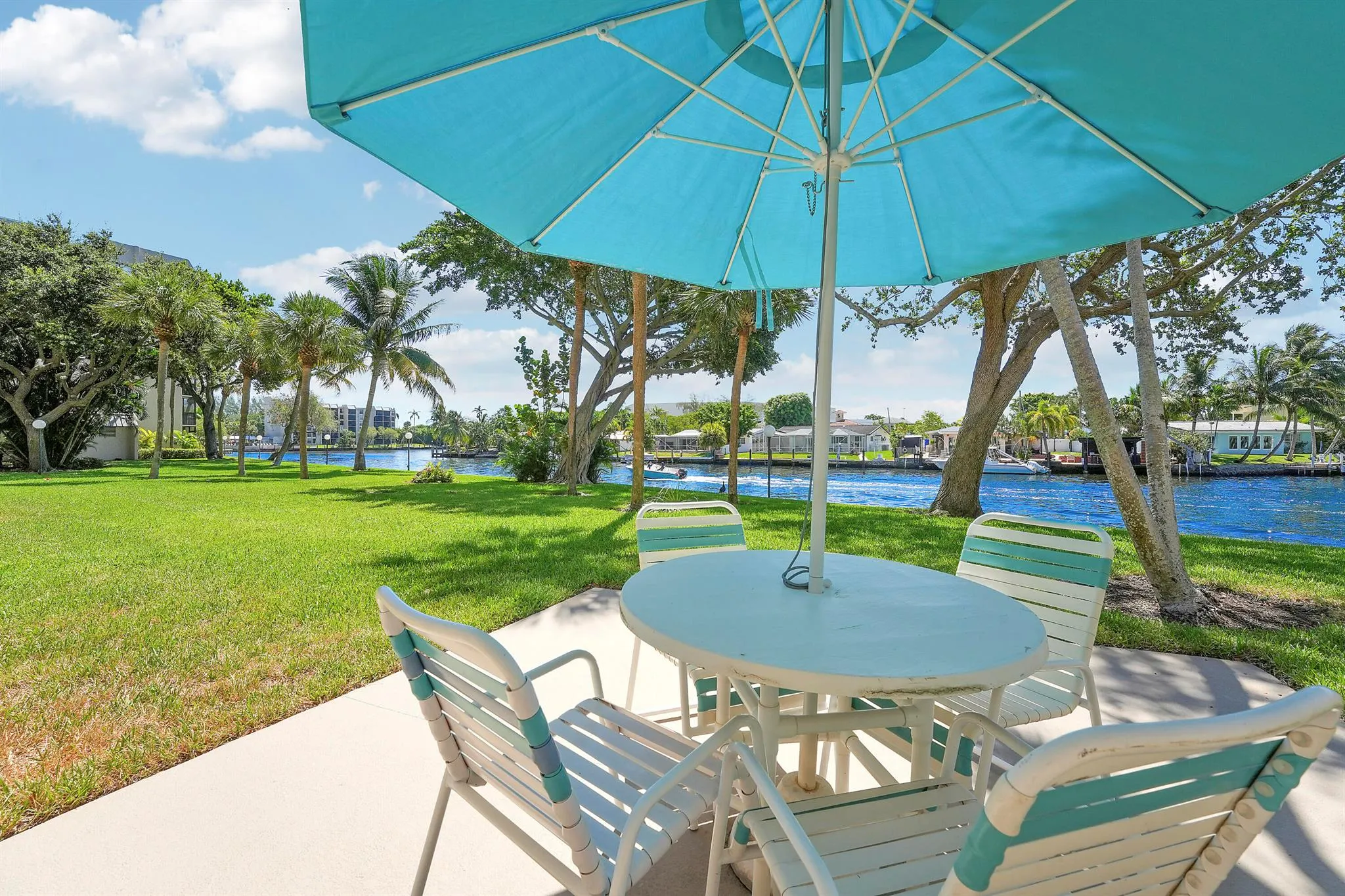 14 Royal Palm Way, #5030