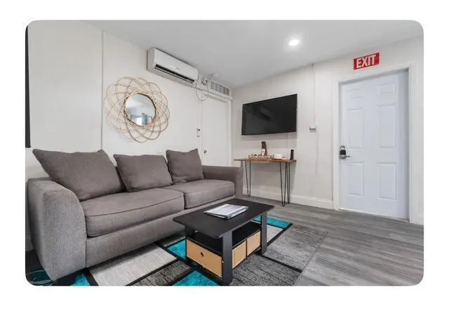 529 NW 15th Way, #2