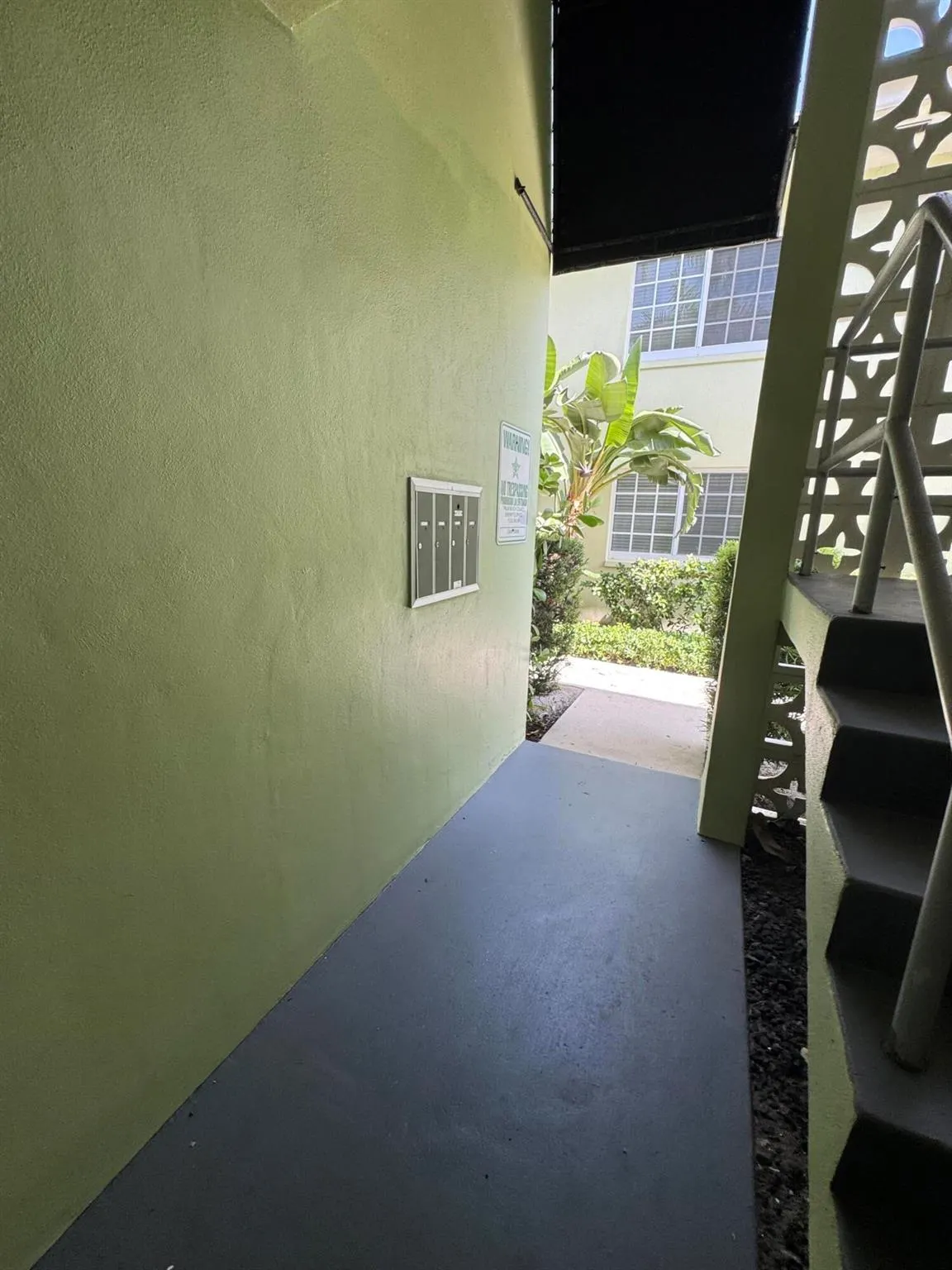 102 N Lakeside Drive, #1