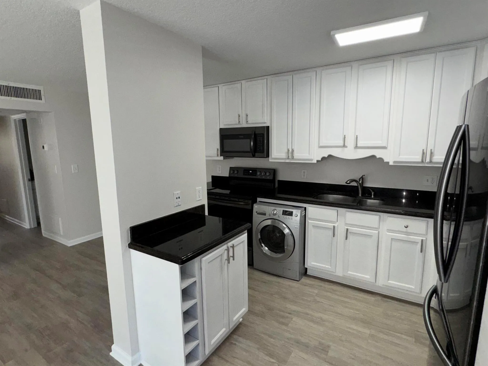 102 N Lakeside Drive, #1