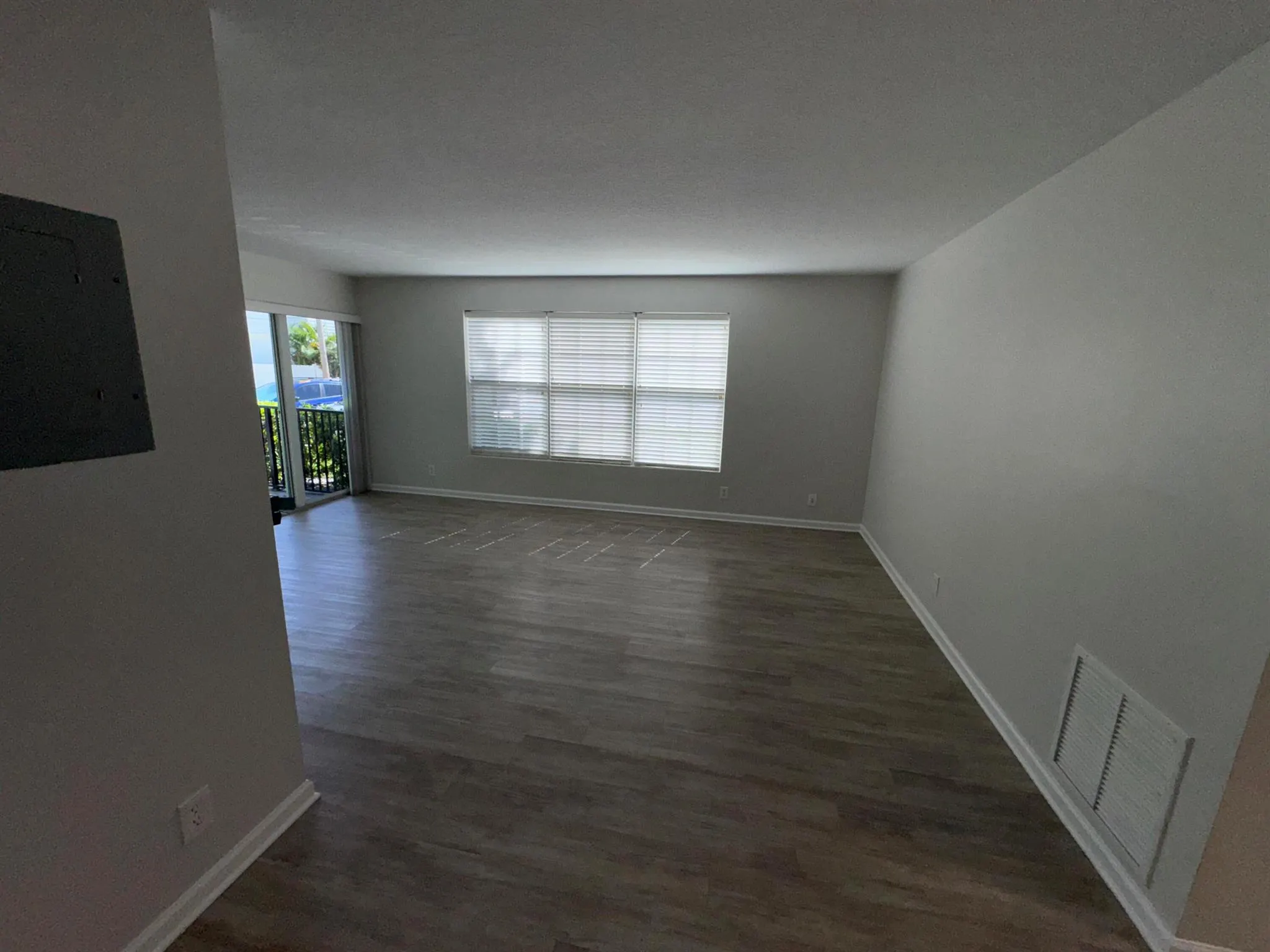 102 N Lakeside Drive, #1